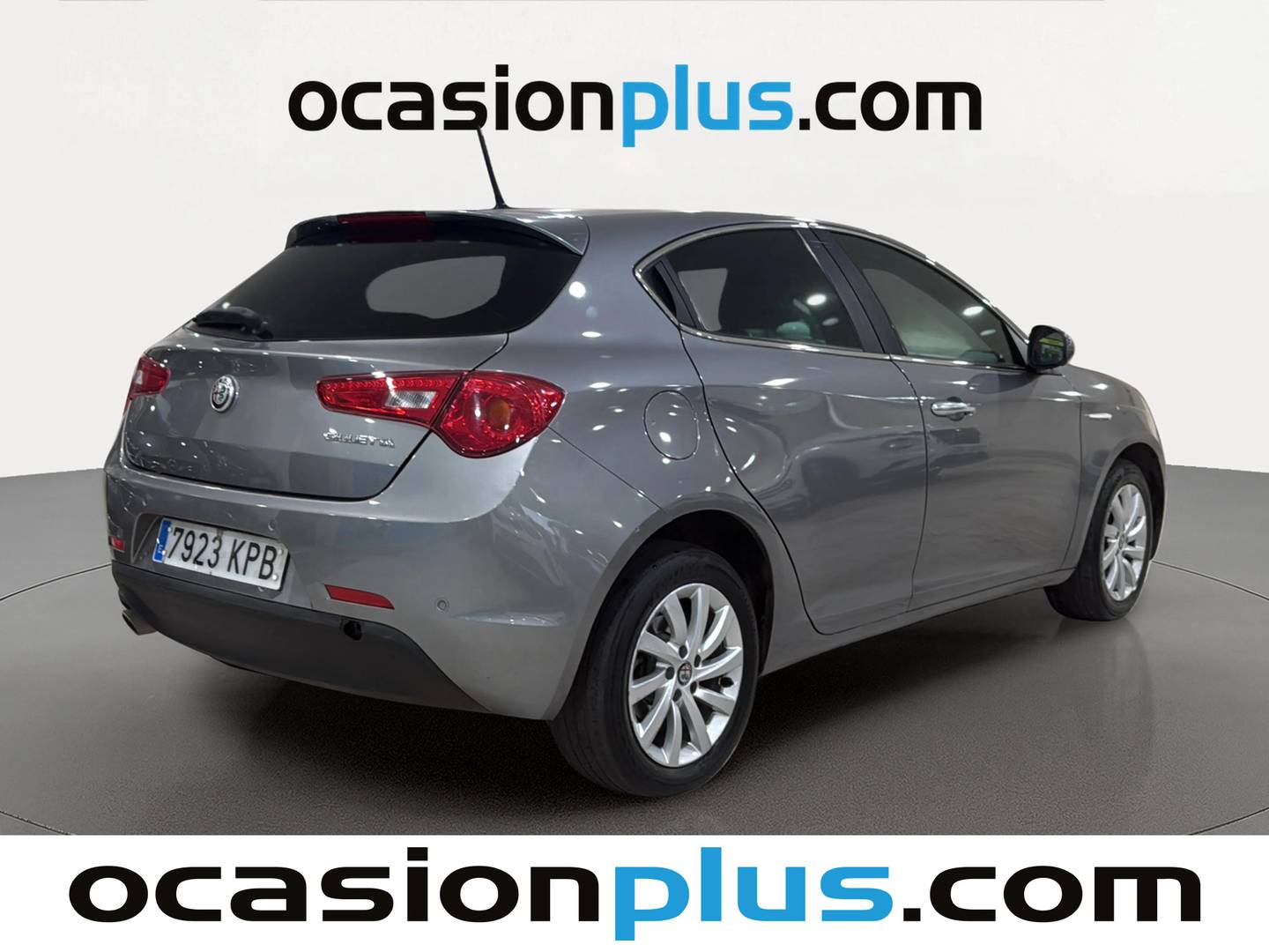 Foto trasera Alfa Romeo Giulietta Alfa Romeo Giulietta 1.6 JTD Super (120 CV) derecha