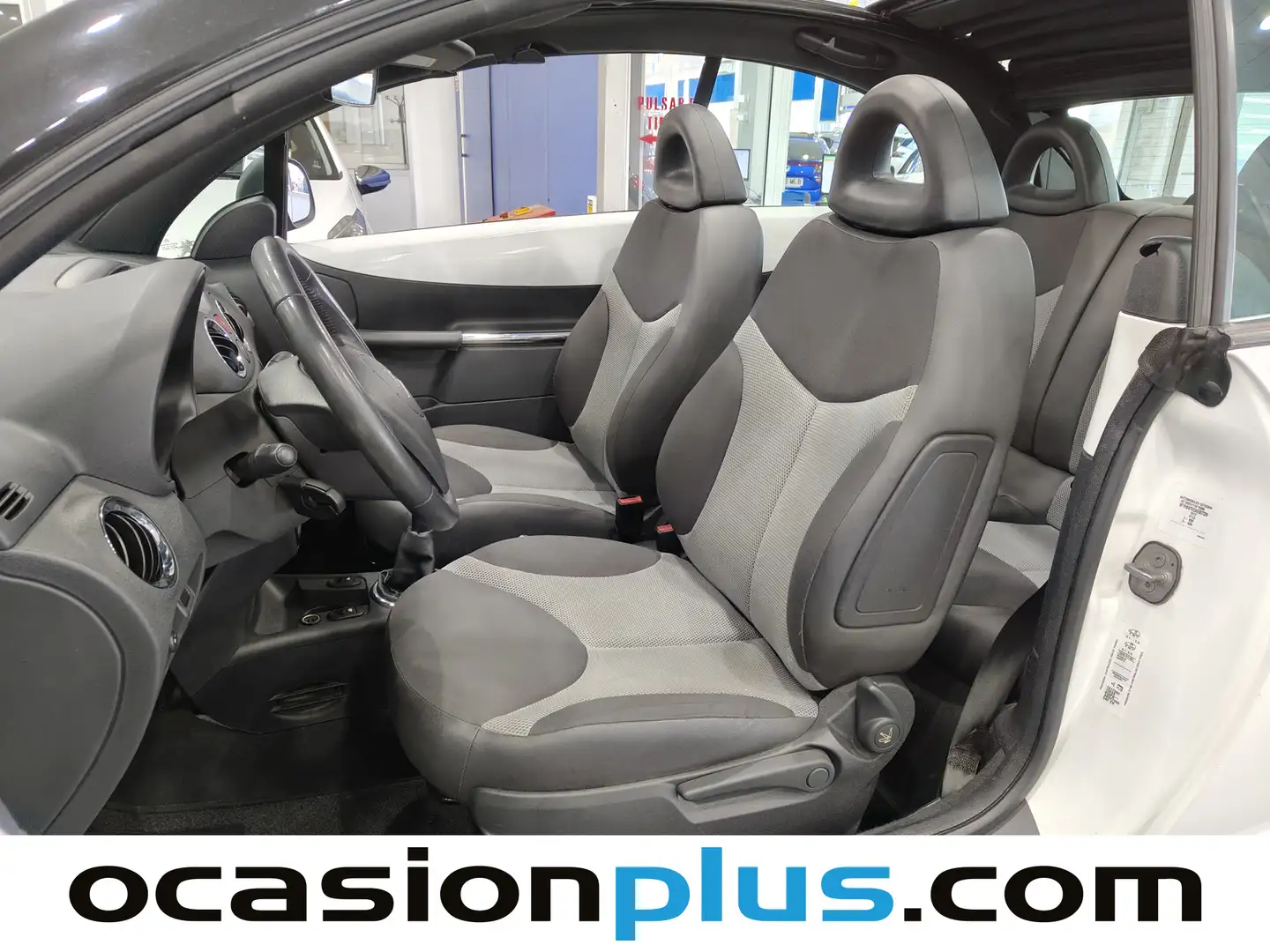 Foto Citroën C3 Pluriel Citroen C3 Pluriel 1.4i cabrio Cool (75 CV)