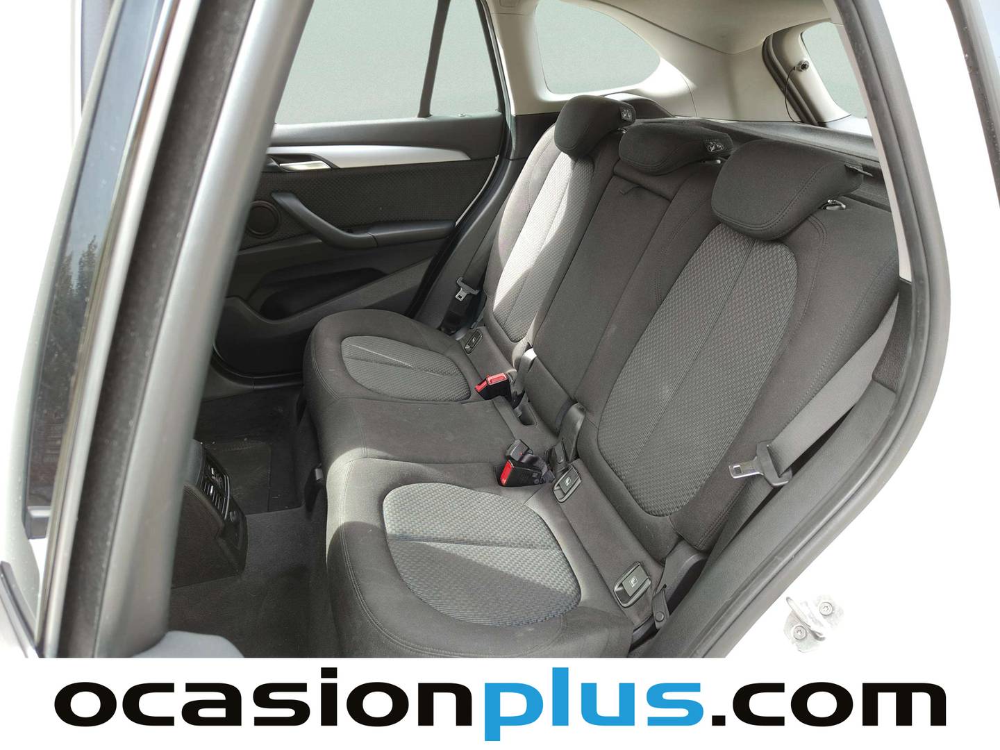 Foto BMW X1 BMW X1 sDrive18i  (136 CV)