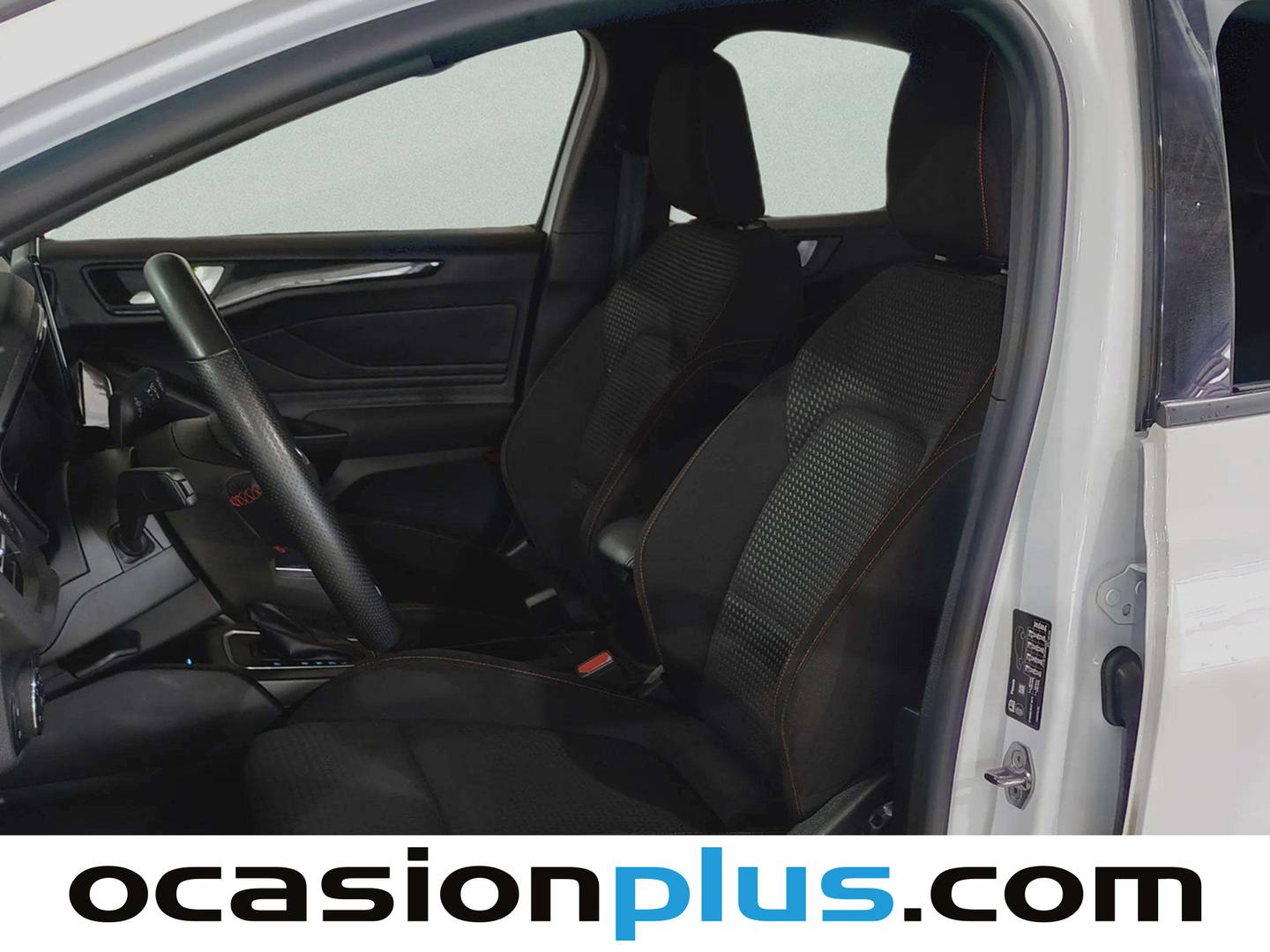 Foto asientos delanteros Ford Focus Ford Focus Focus 1.0 Ecoboost MHEV ST-Line Auto (155 CV)