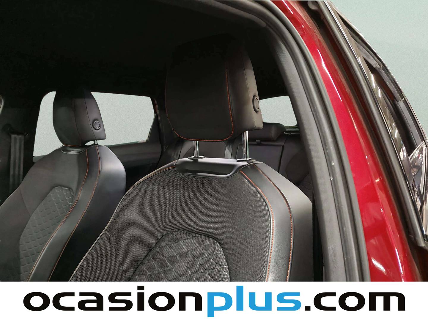 Extras y acabados del Seat León Seat León ST 1.5 eTSI S&S FR DSG (150 CV)