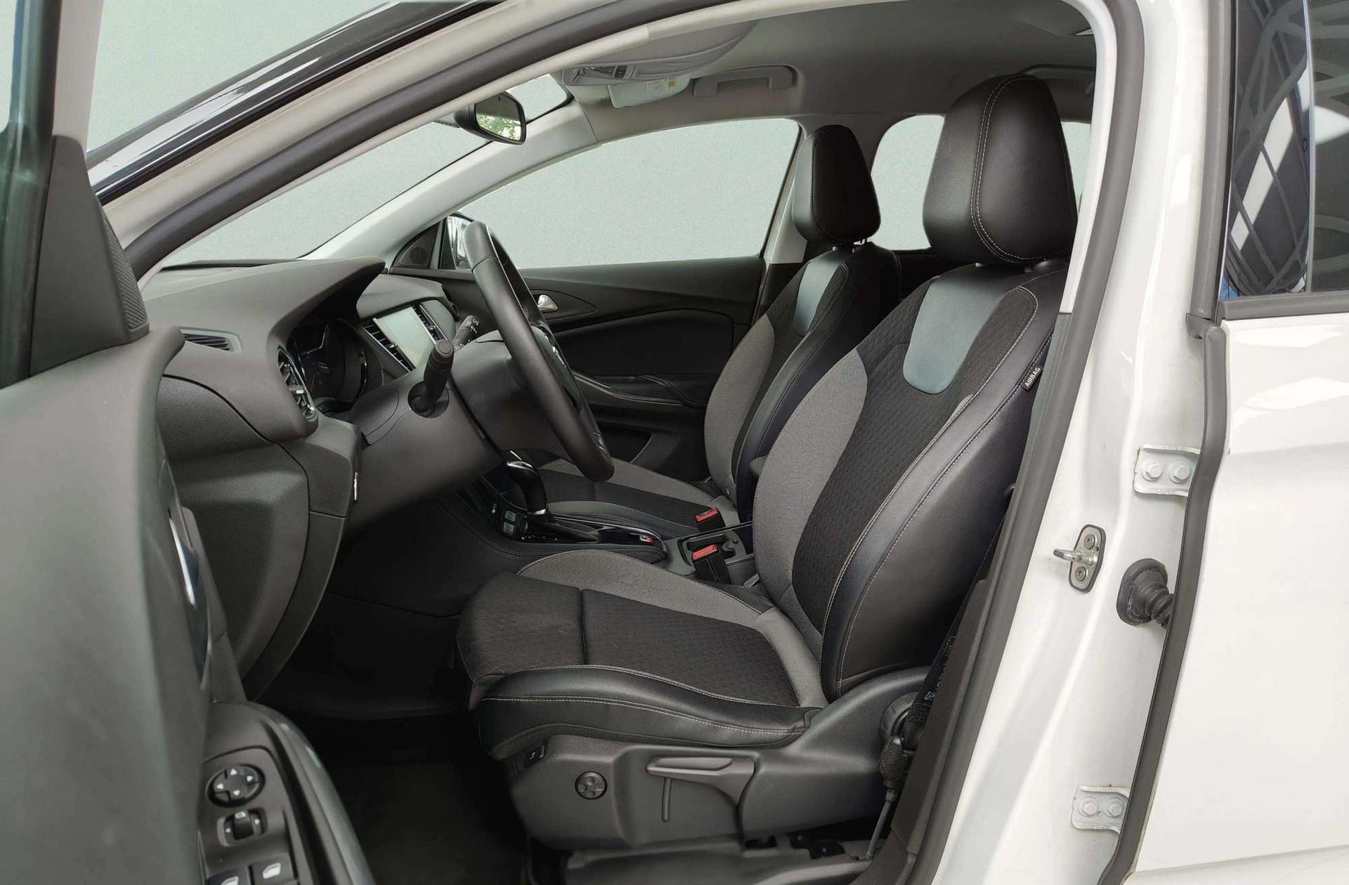 Opel Grandland 1.2 Turbo 120 Aniversario - foto 12