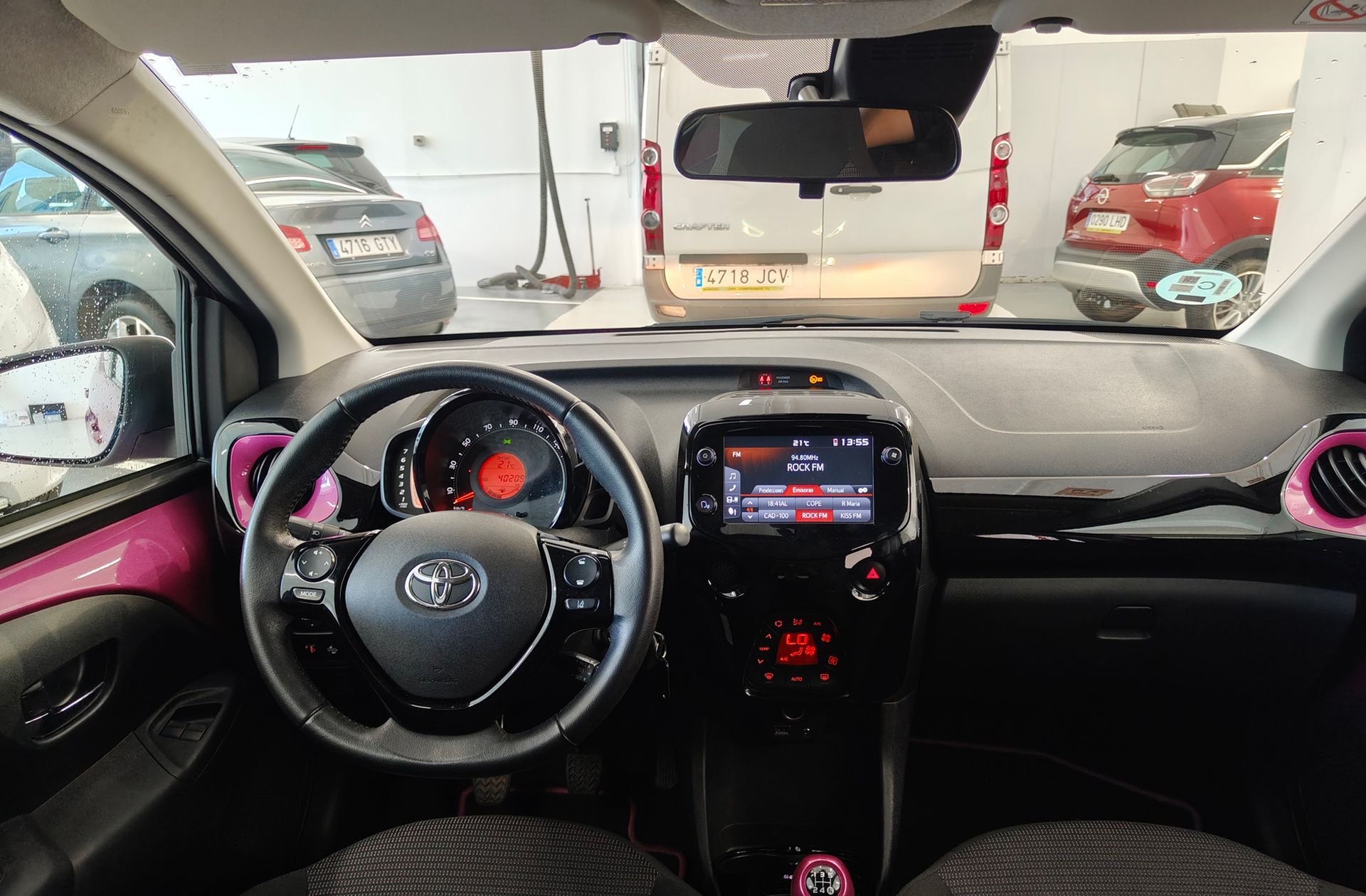 Toyota Aygo 1.0 VVT-i x-play business - foto 26