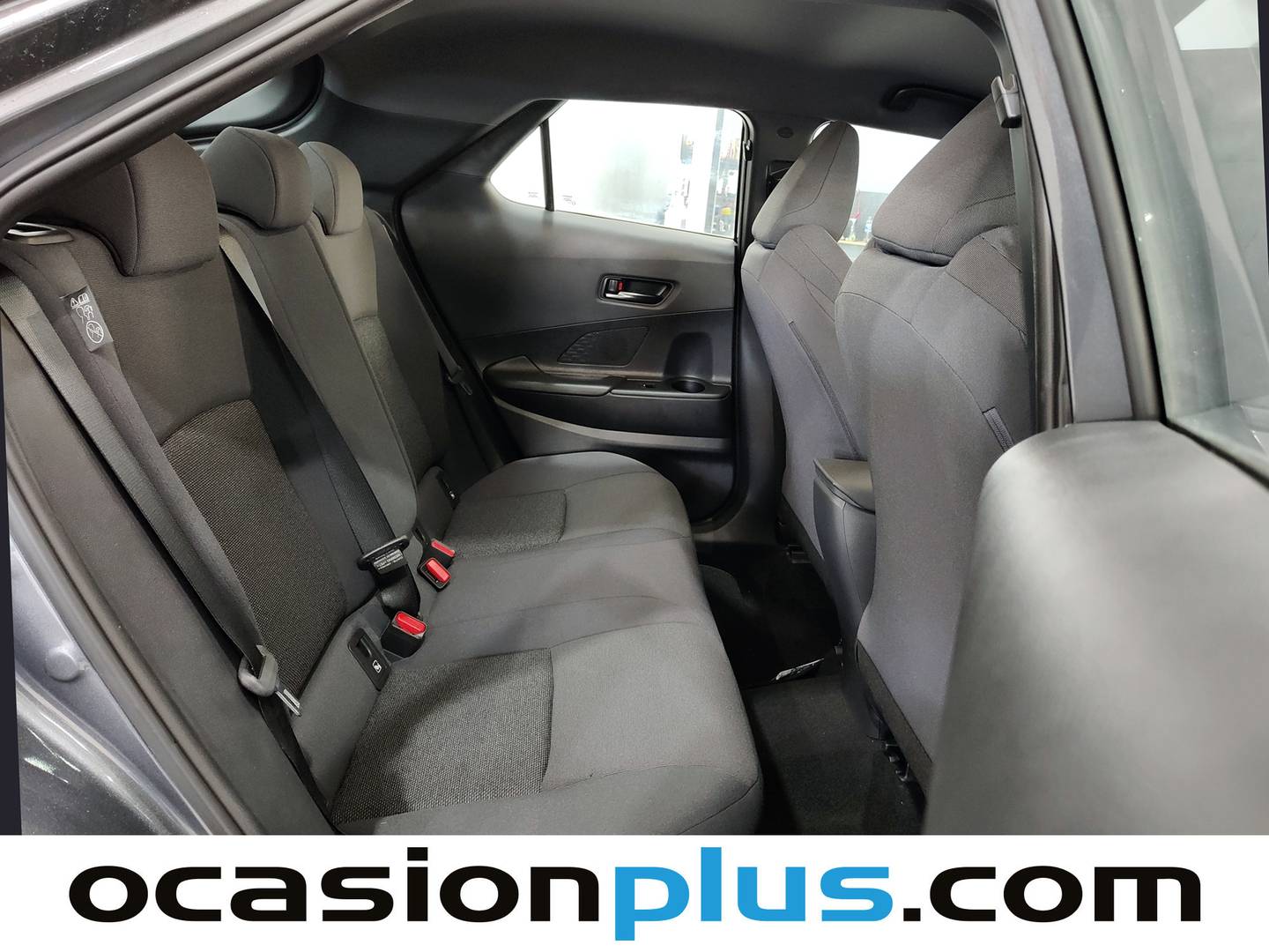 Toyota C-HR Toyota C-HR 140H Business (140 CV) híbrido