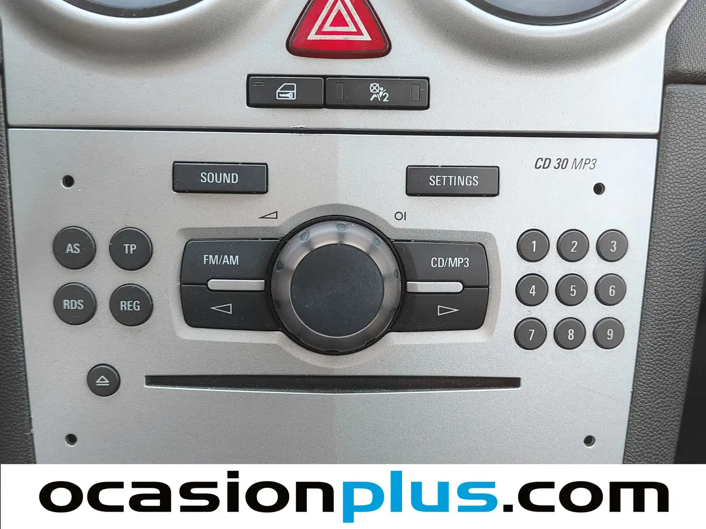 Foto Opel Corsa Opel Corsa 1.2 C'Mon (85 CV)