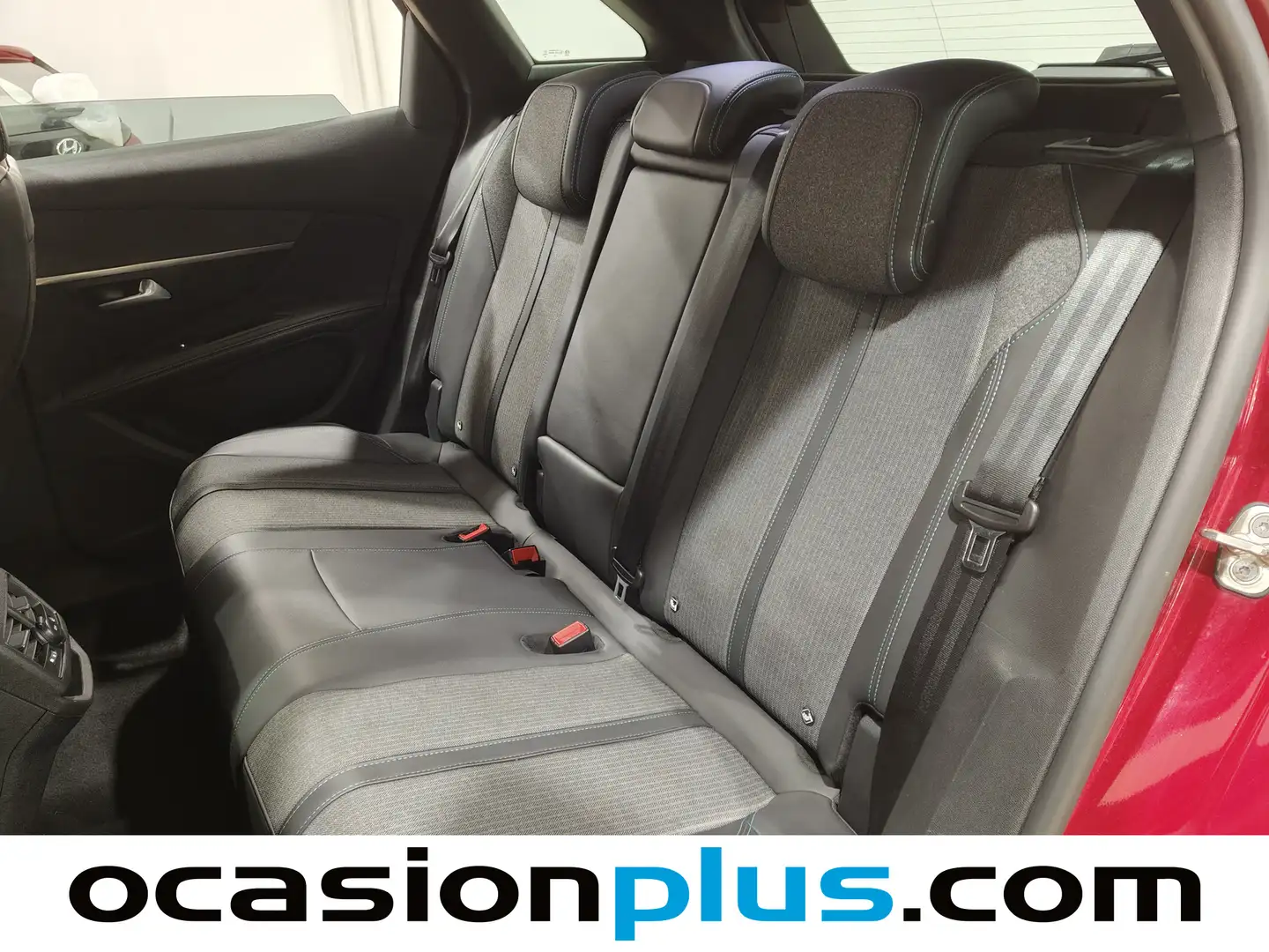 Foto Peugeot 3008 Hybrid Peugeot 3008 Hybrid 300 Allure Pack e-EAT8 (300 CV)