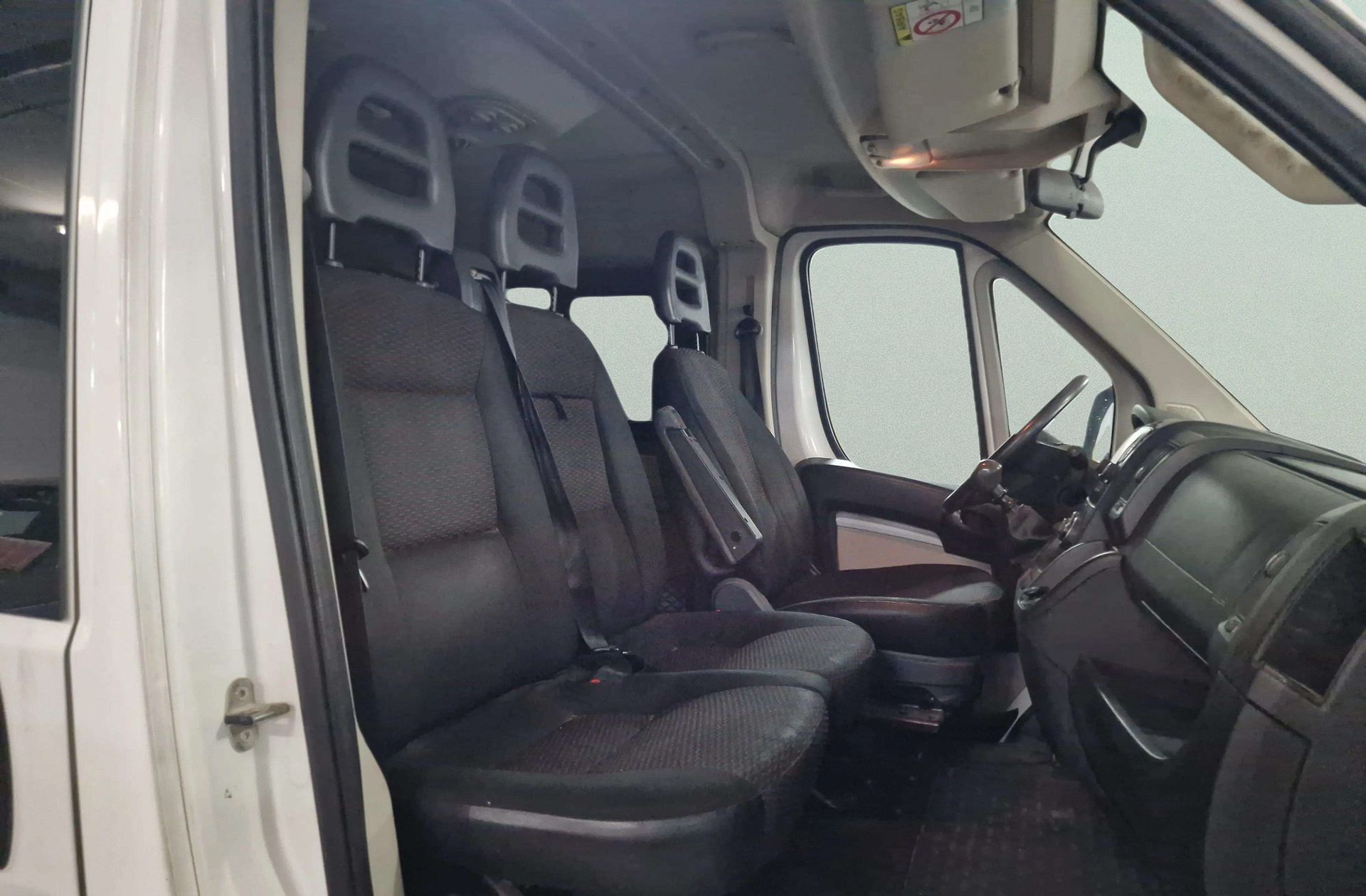 Peugeot Boxer Combi HDi 130 330 L1H1 - foto 13