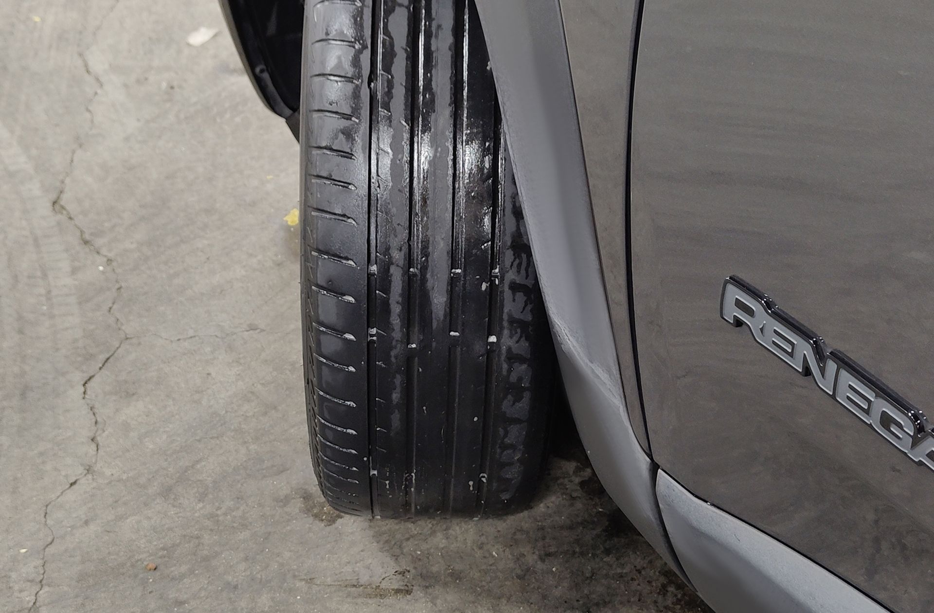 Jeep Renegade 1.0G Night Eagle II 4x2 - foto 36