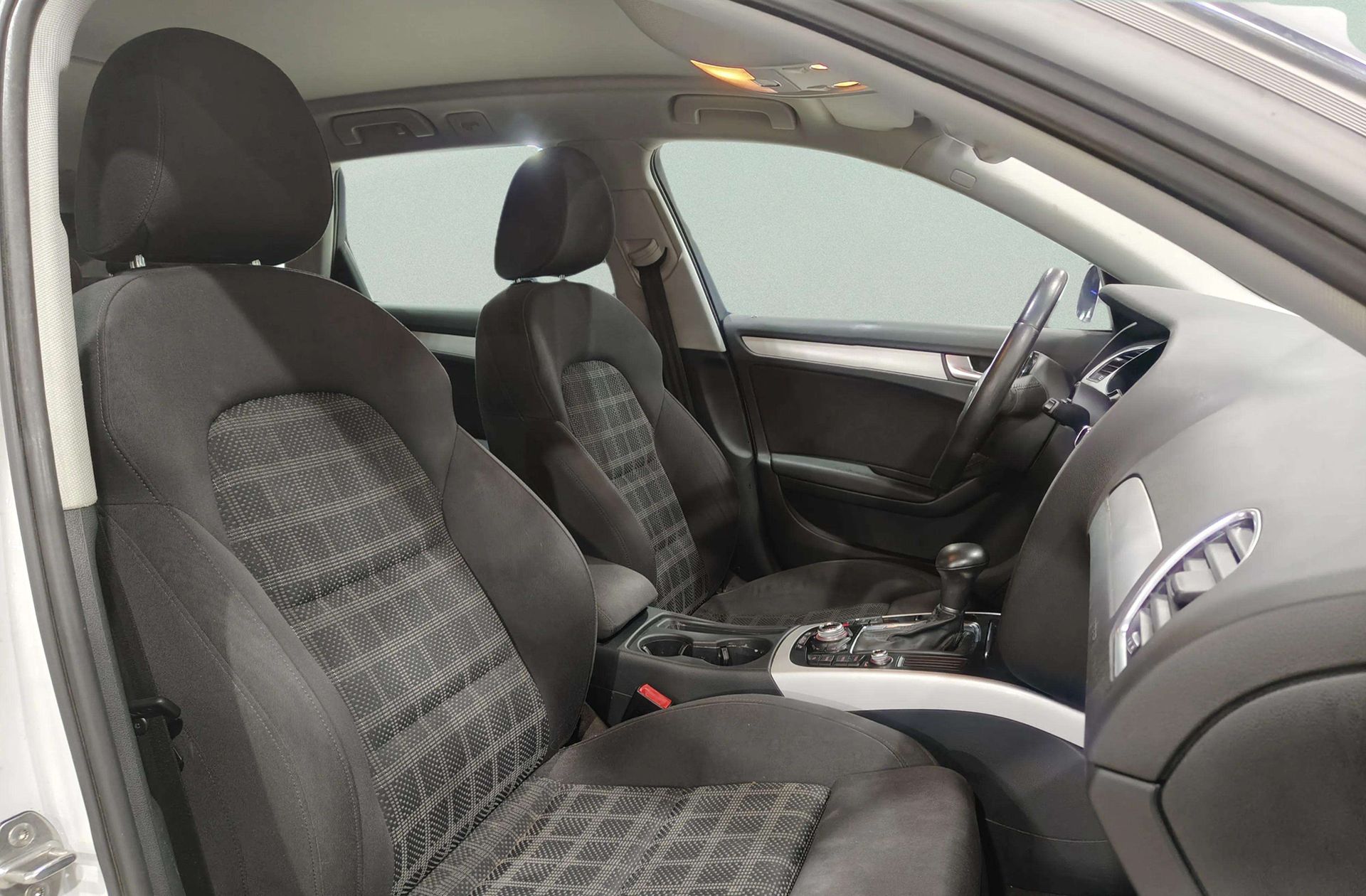 Audi A4 Avant S line 2.0 TDI clean diesel multitronic - foto 14