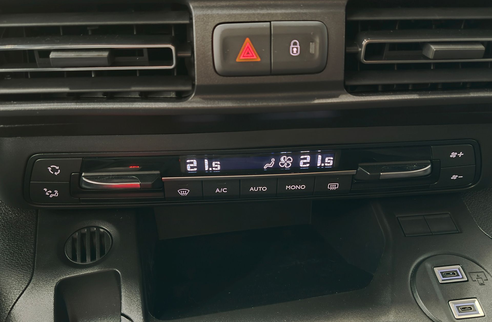Toyota Proace City 1.5D Family Advance L1 - foto 31