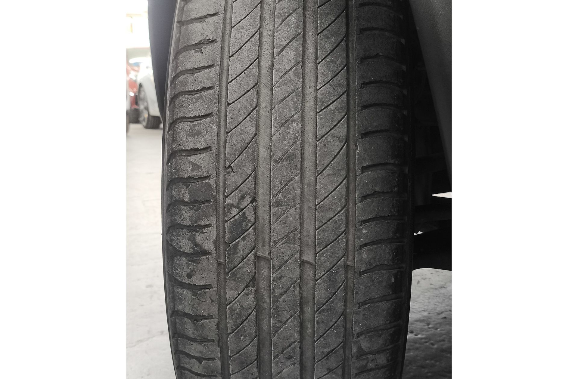 Nissan Juke 1.5 dCi Tekna Premium 4x2 - foto 32
