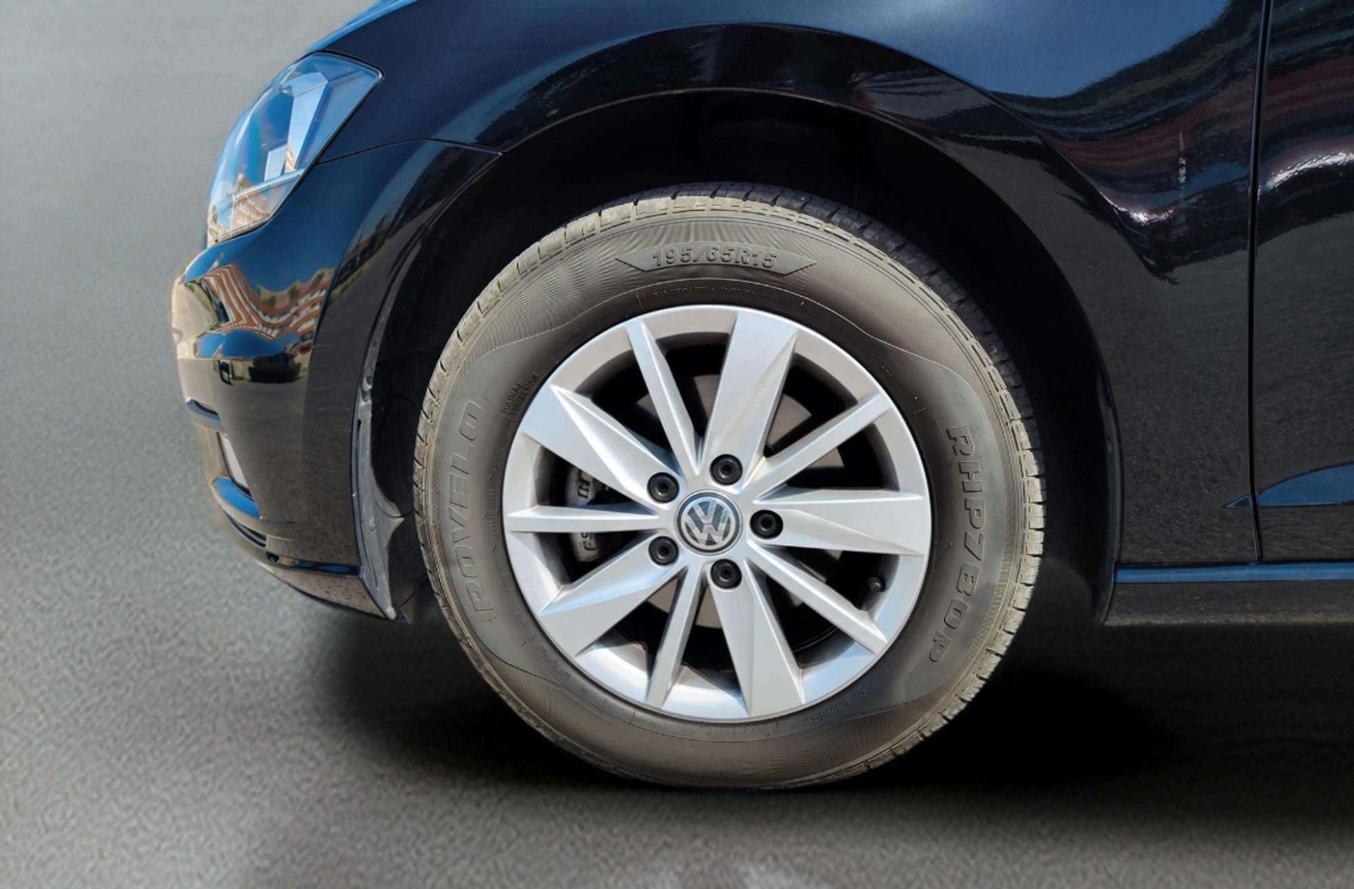 Volkswagen Golf Business 1.0 TSI - foto 33