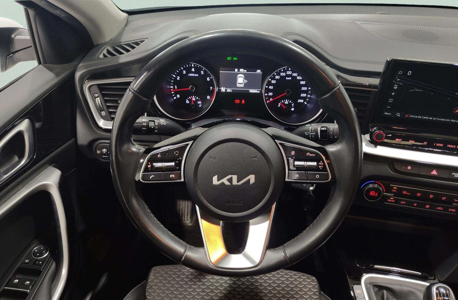 Kia XCeed 1.5 MHEV iMT Tech - foto 26