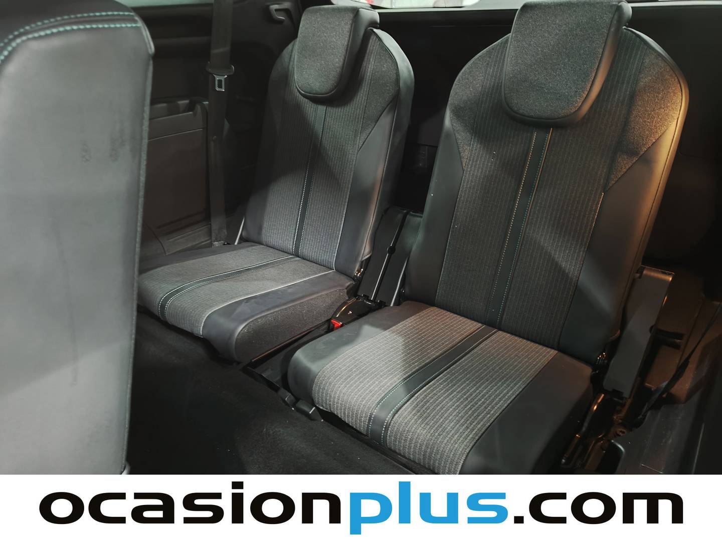 Foto Peugeot 5008 Peugeot 5008 PureTech 130 S&S Allure EAT8 (130 CV) 7 Plazas