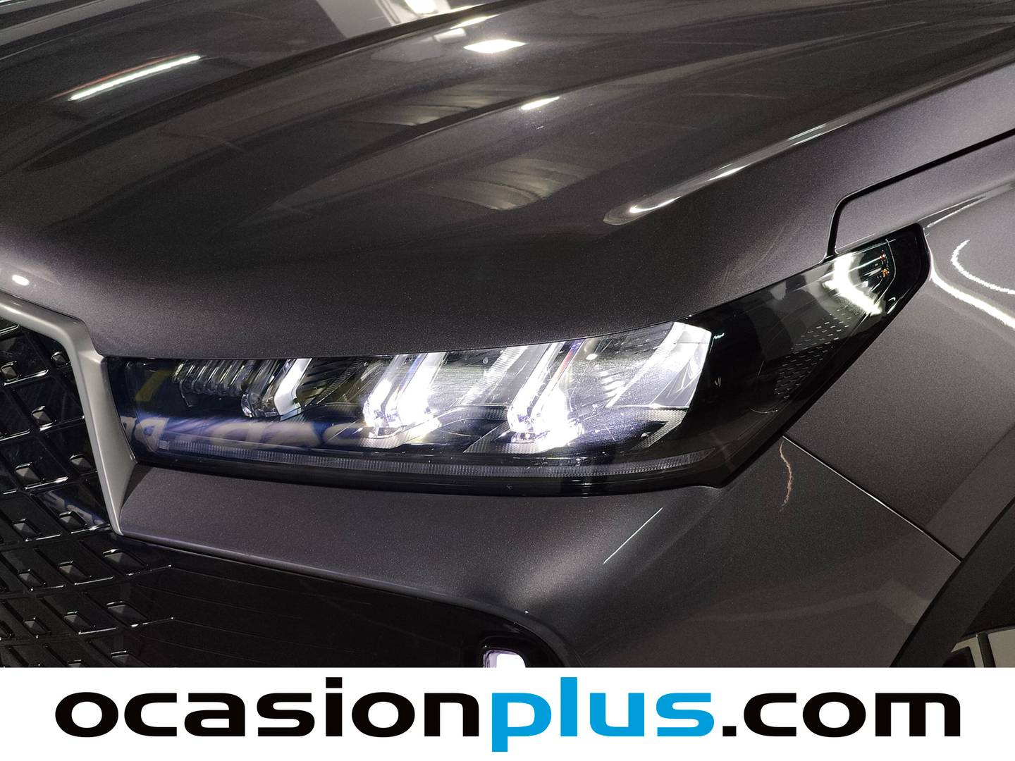 Acabados EBRO S400 EBRO S400 1.5 DHE HEV Premium CVT (211 CV)
