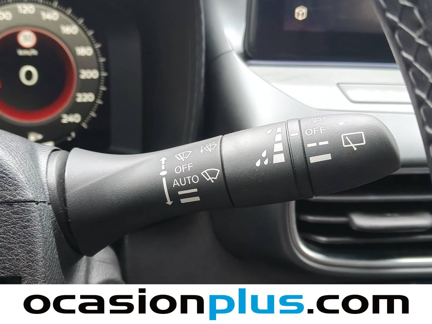 Foto Nissan JUKE Nissan Juke DIG-T N-Connecta 4x2 (114 CV)