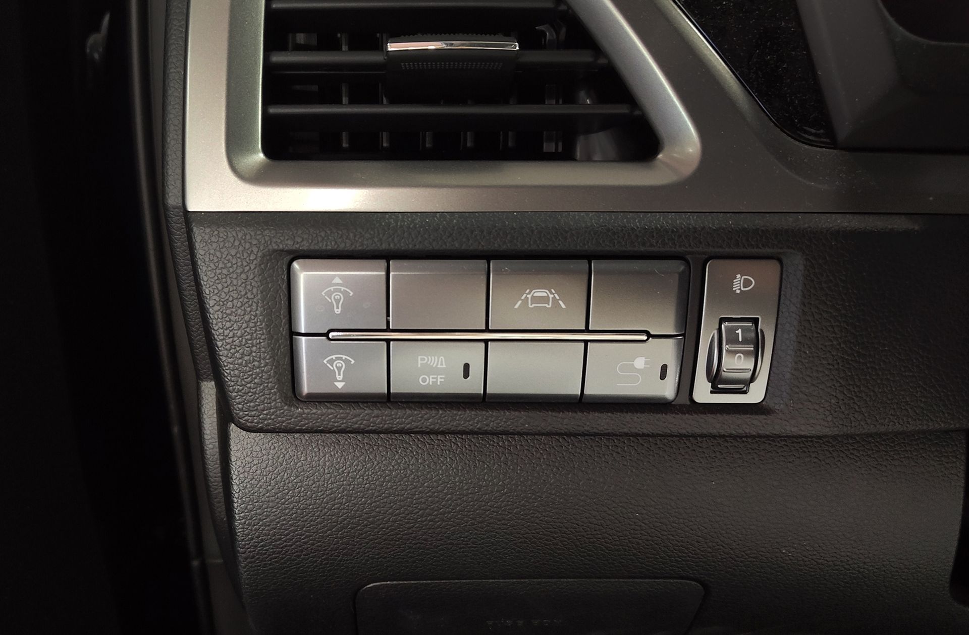 SsangYong Korando G15T Urban Plus GSR - foto 11