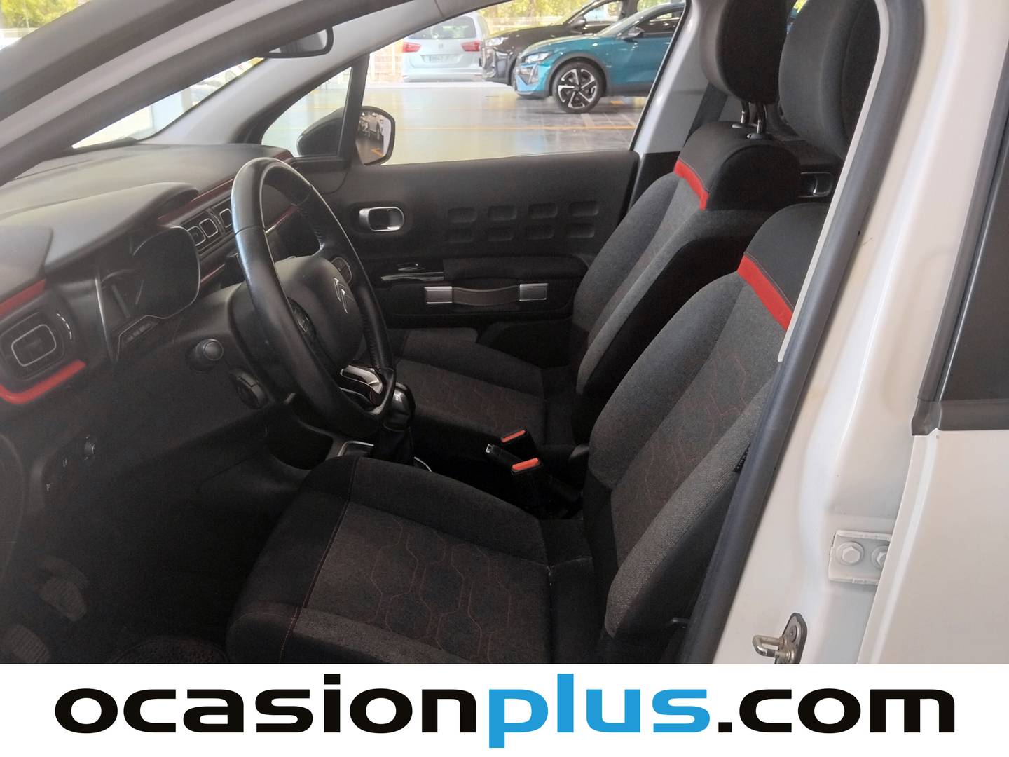 Foto asientos delanteros Citroën C3 Citroën C3 PureTech 82 Shine (82 CV)