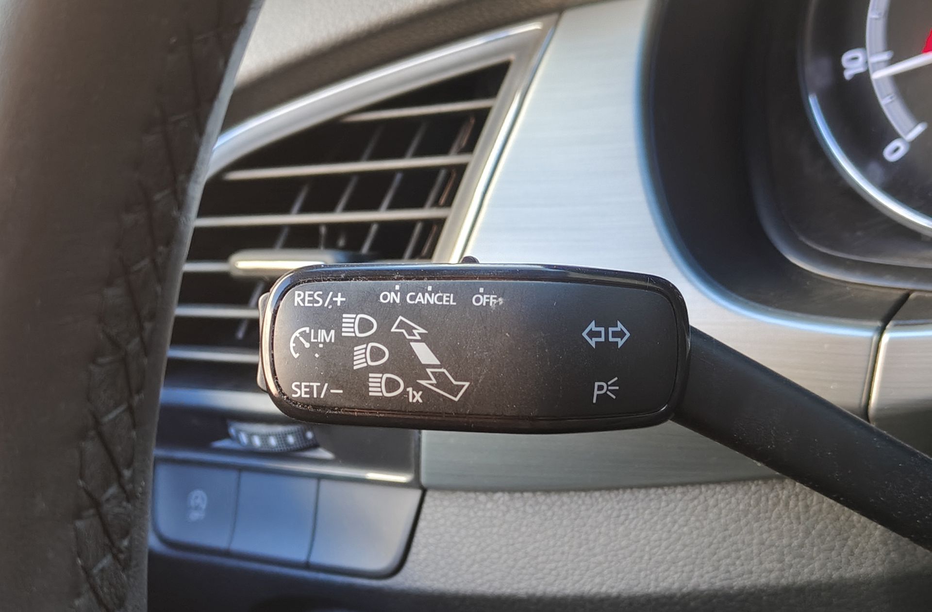 Škoda Fabia 1.0 MPI Ambition Plus - foto 22