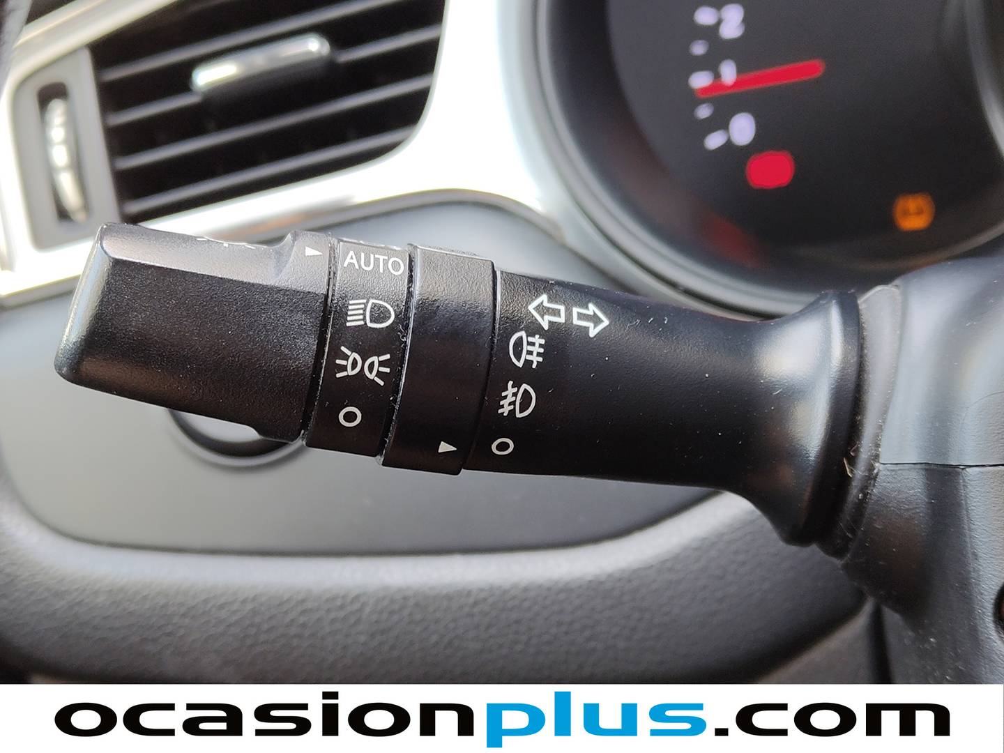 Extras y acabados del KIA Ceed KIA Ceed 1.4 CRDi WGT Concept Plus (90 CV)