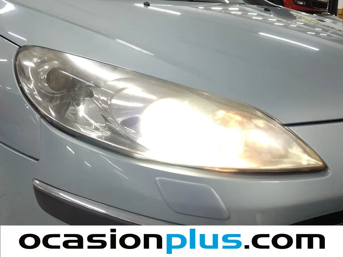 Foto Peugeot 407 SW Peugeot 407 SW SW 2.0 HDI ST Sport Pack Auto (136 CV)
