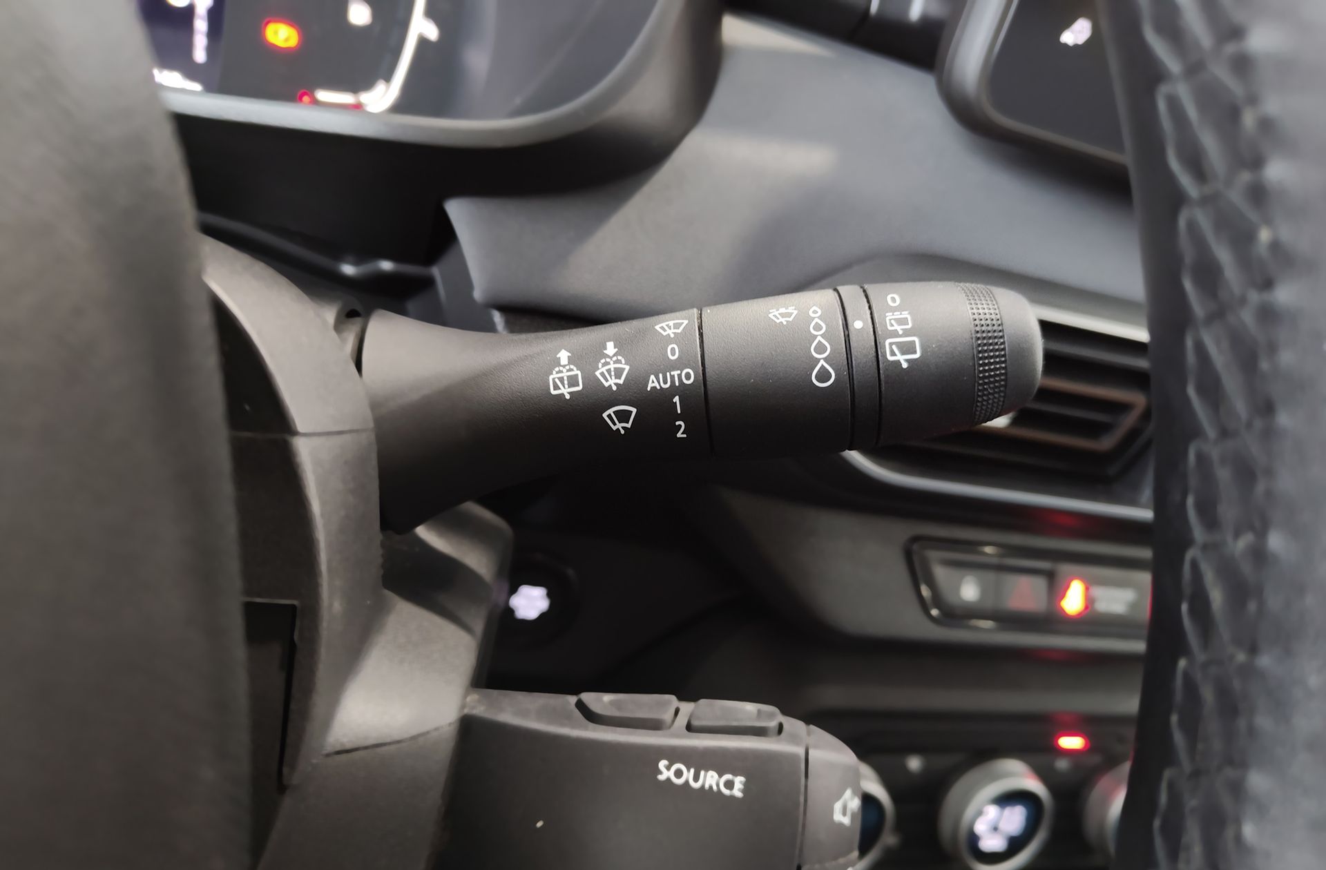 Dacia Jogger Extreme Hybrid 7 plazas - foto 33