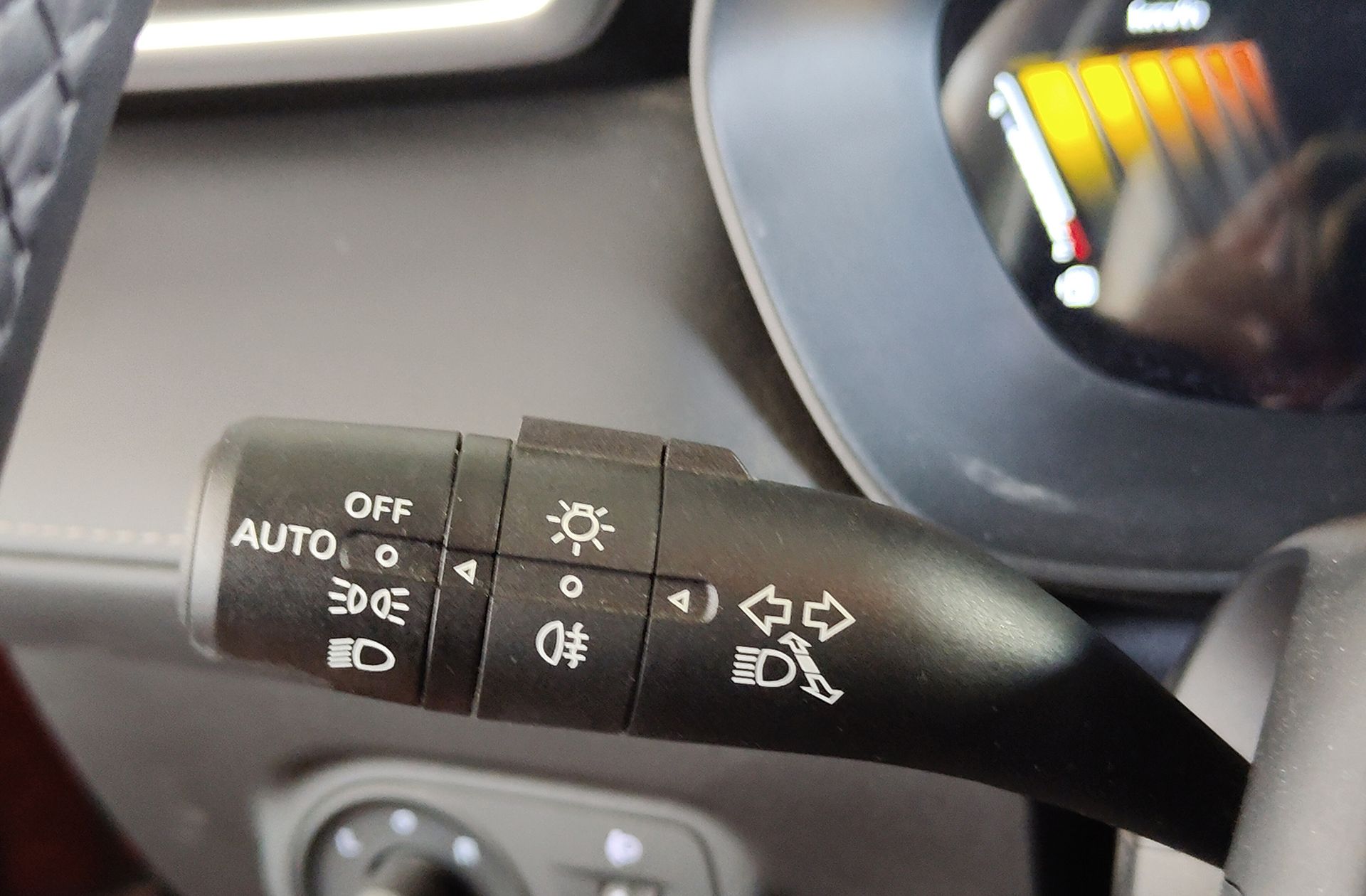 MG ZS 1.5 Hybrid+ Luxury - foto 27