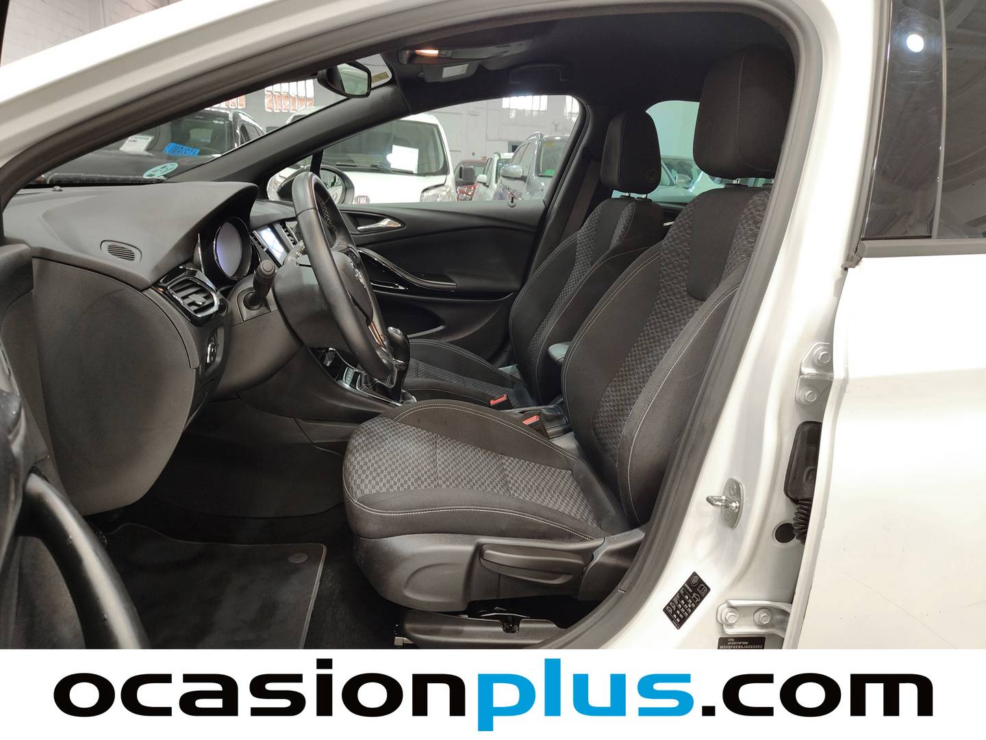 Foto asientos delanteros Opel Astra Opel Astra 1.4 Turbo S&S Dynamic (125 CV)