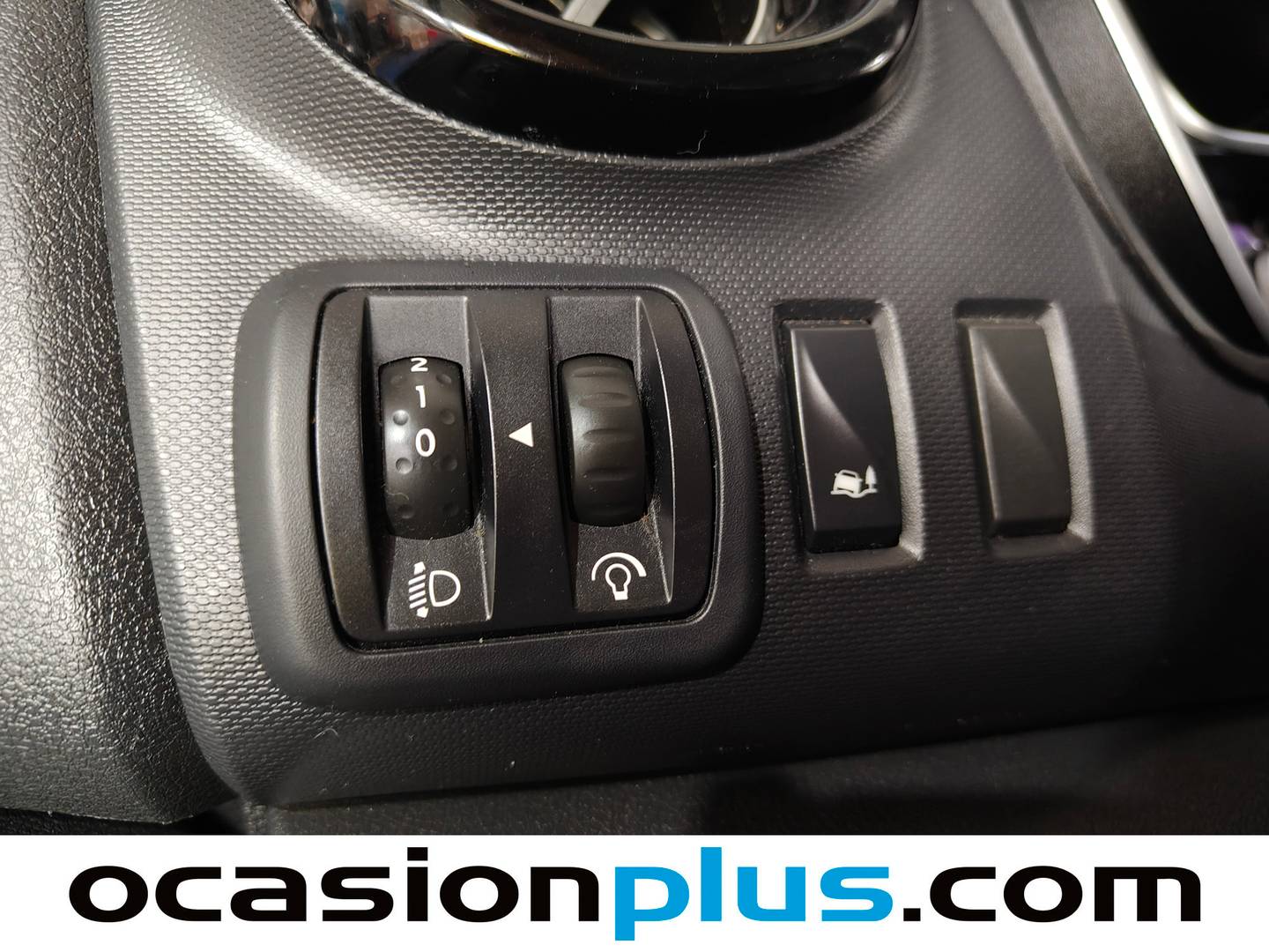 Equipamiento del Renault Trafic Renault Trafic Largo Energy Blue dCi (120 CV) 9 plazas