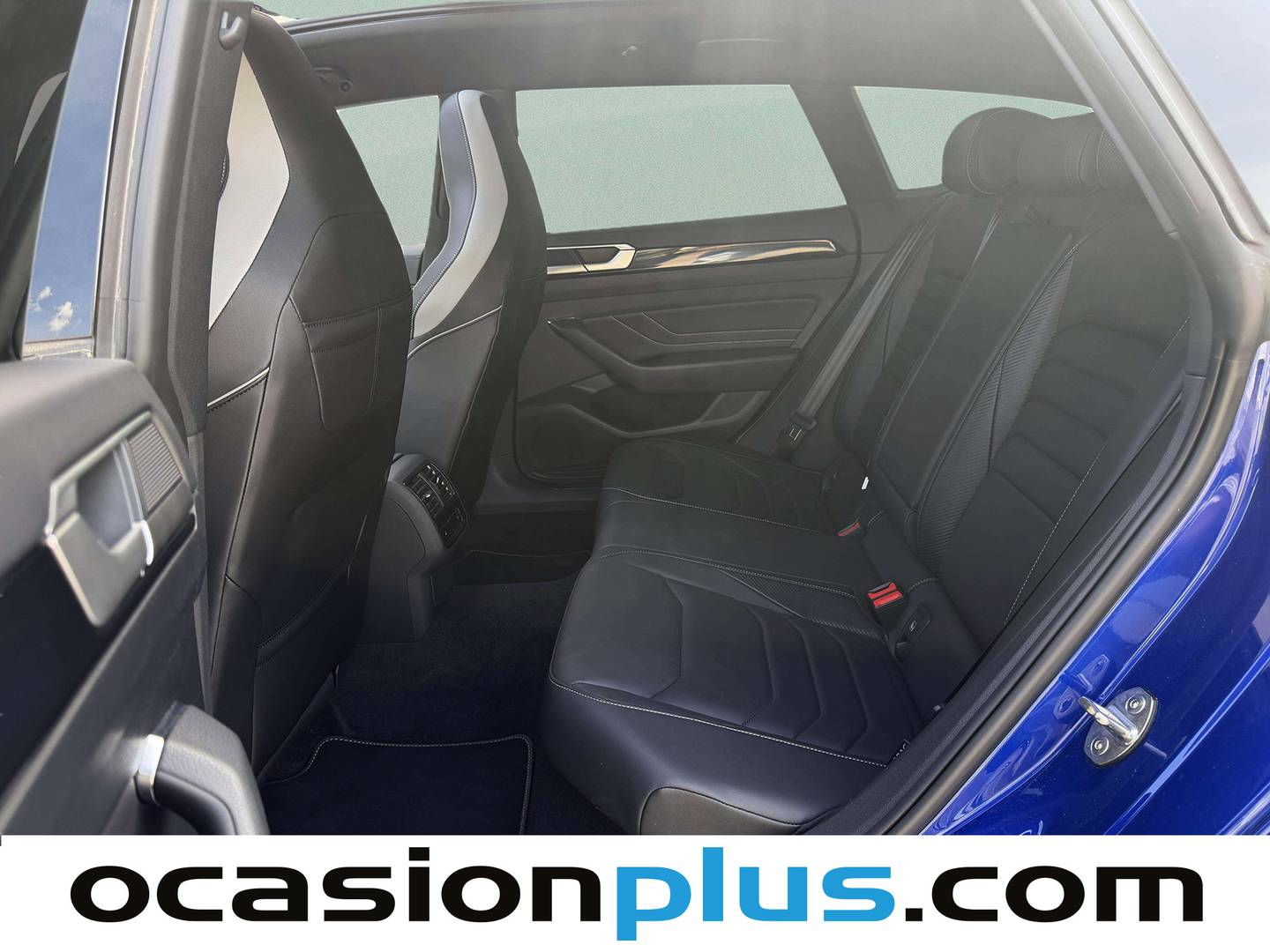 Foto asientos traseros Volkswagen Arteon VOLKSWAGEN Arteon R-Line eHybrid 1.4 TSI DSG S Brake