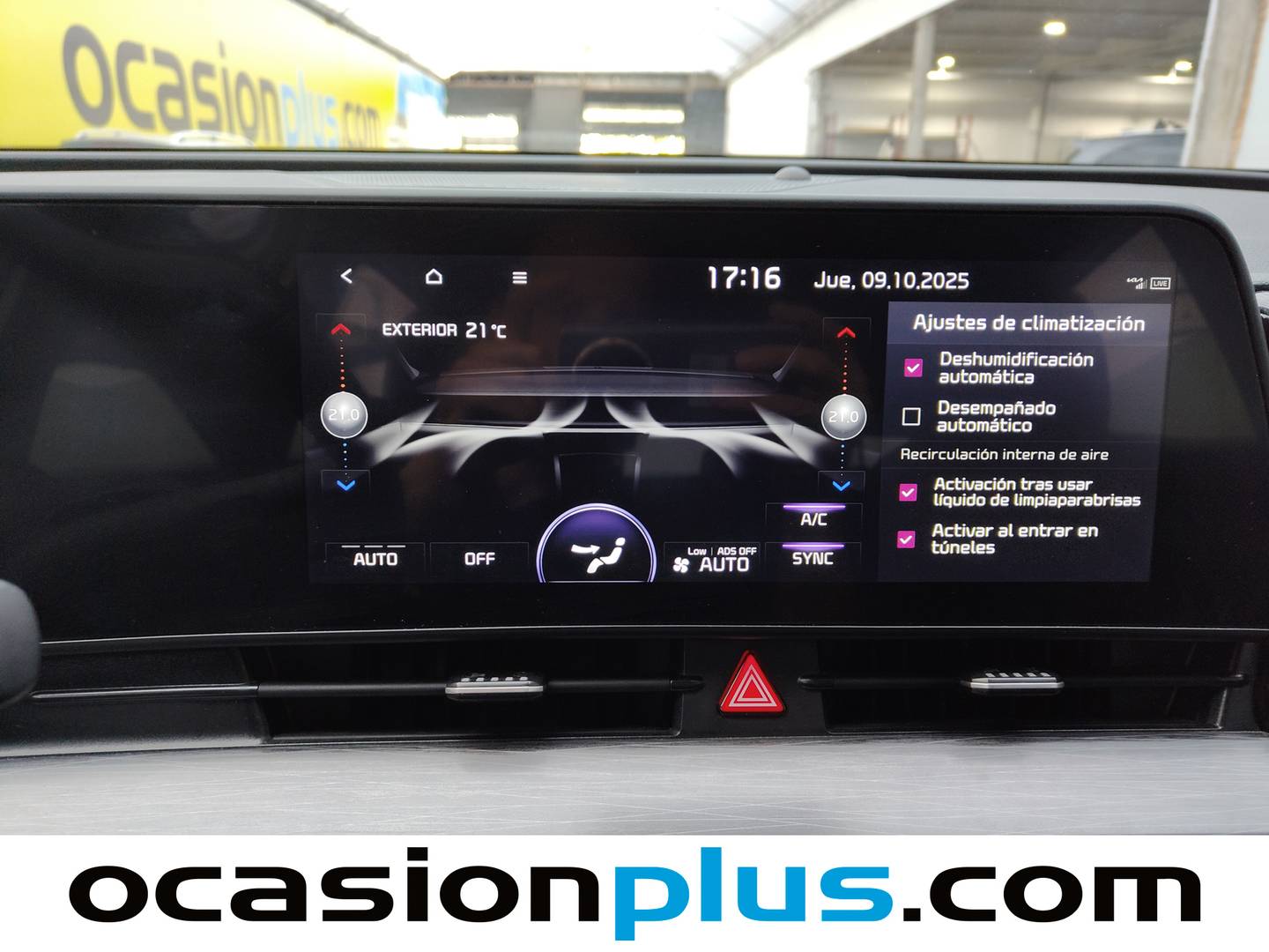 Foto KIA Sportage Kia Sportage 1.6 CRDi MHEV  (136CV) Business 4x2