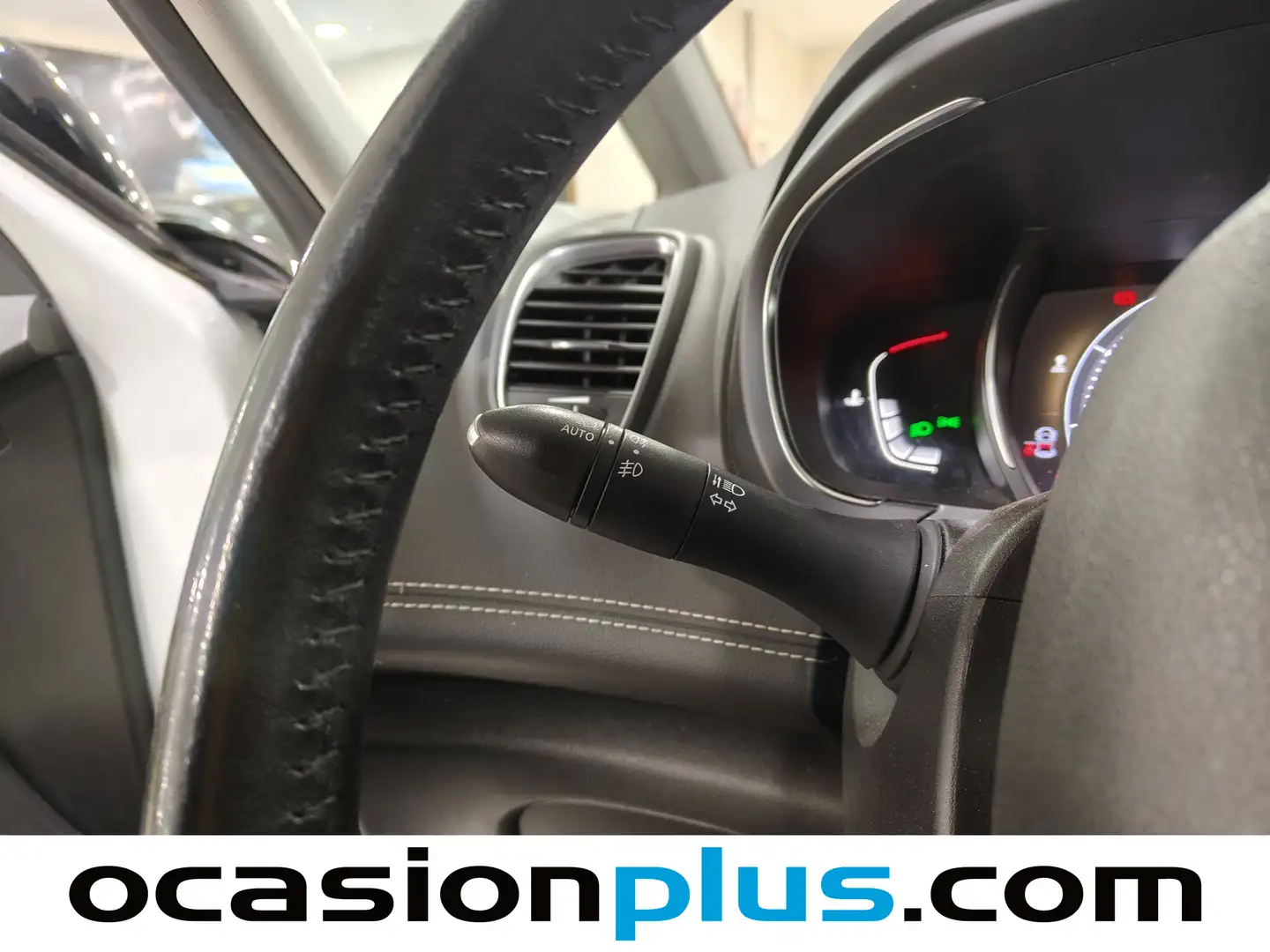 Foto Renault Scénic Renault Scenic Zen Energy TCe (130 CV)