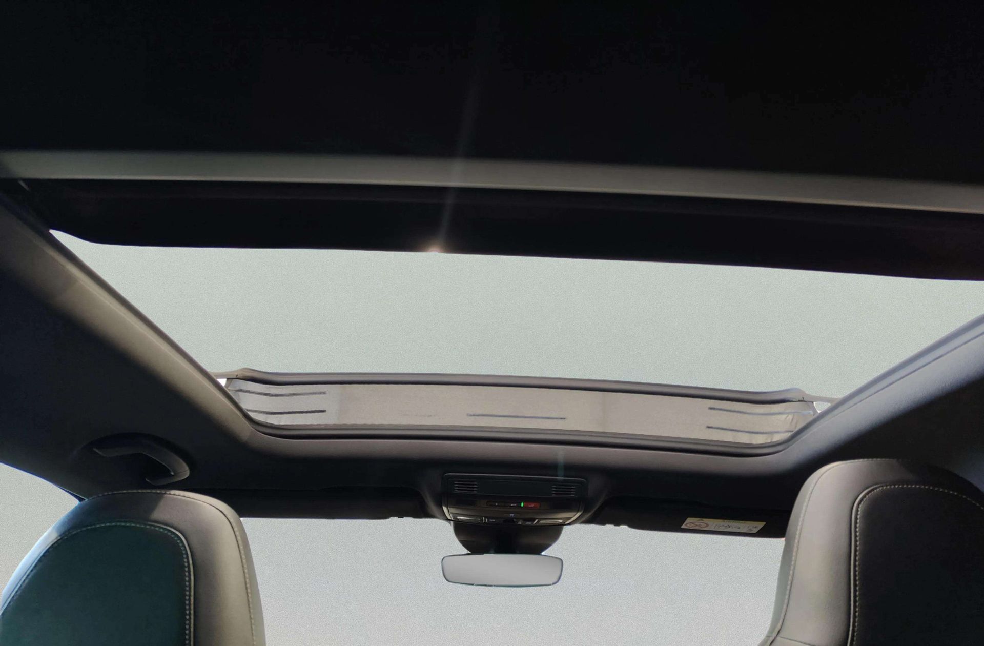 Škoda Superb Combi 2.0 TDI Sport Line DSG - foto 6