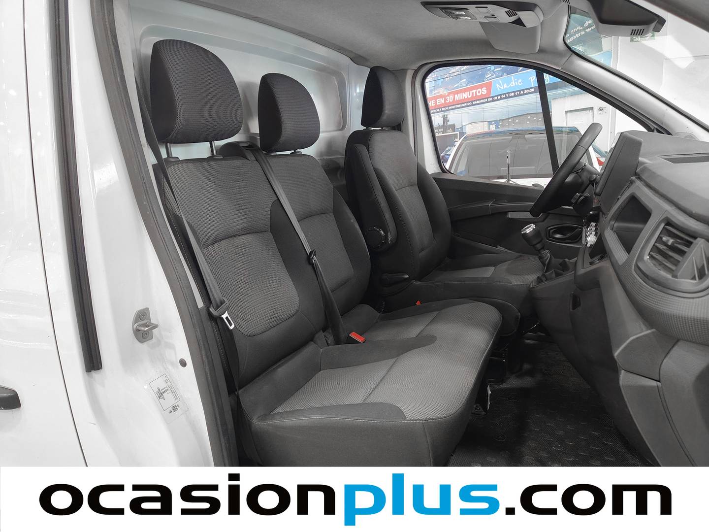 Foto Renault Trafic Renault Trafic Furgon L1H1 CUA Blue dCi (130 CV) siete plazas
