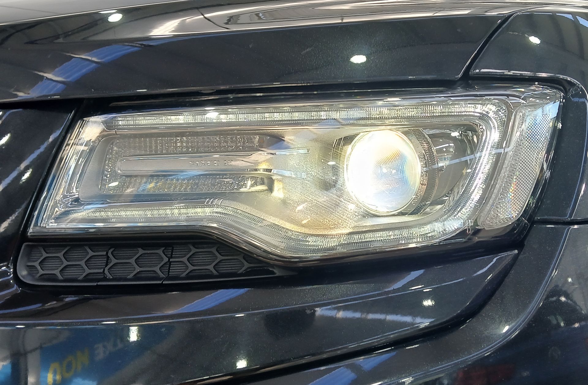 Jeep Grand Cherokee 3.0 CRD V6 Limited 4x4 - foto 16