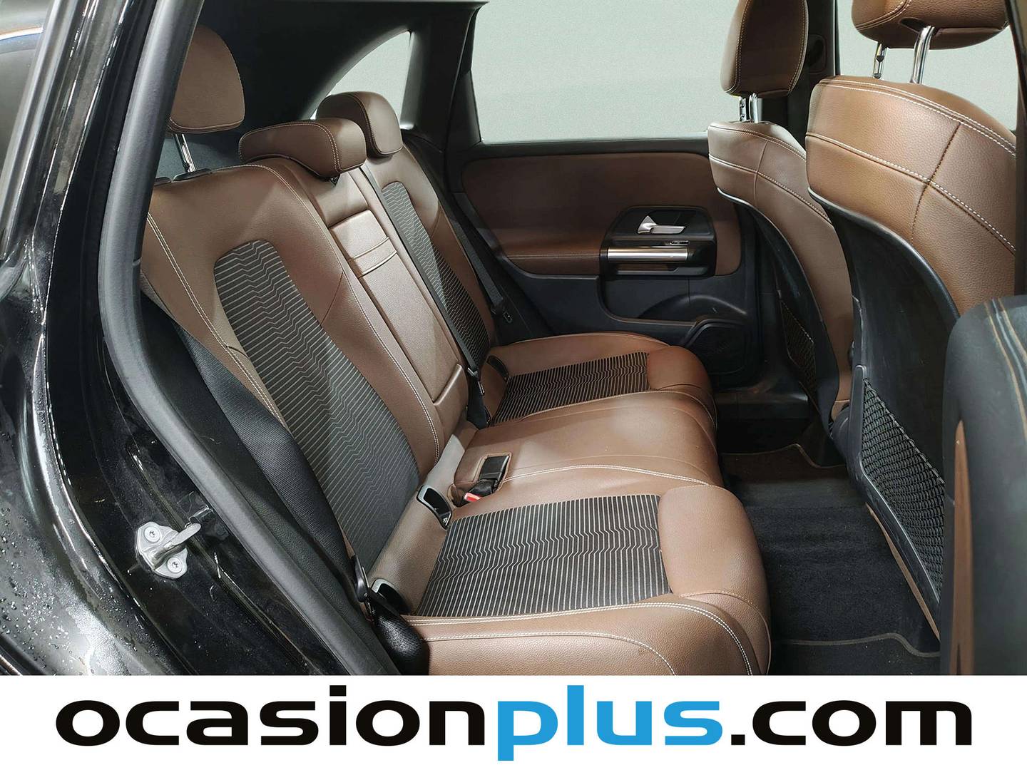 Foto asientos traseros Mercedes Clase B Mercedes-Benz Clase B B 180 d (116 CV)