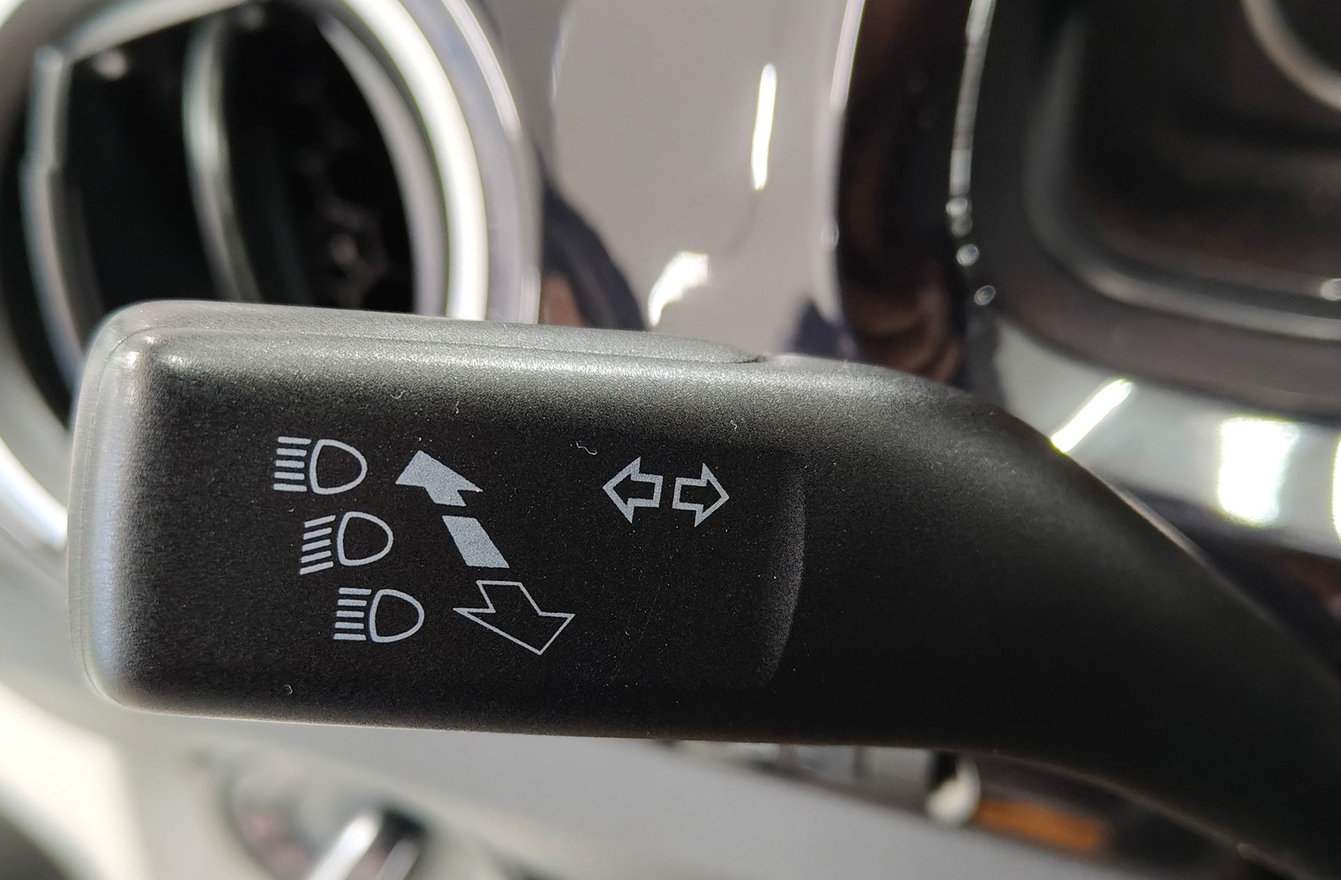 Volkswagen up! High up! 1.0 - foto 20