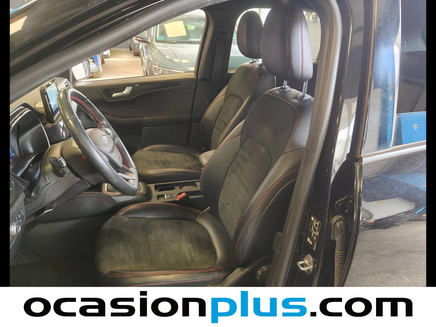 Foto asientos delanteros Ford Kuga Ford Kuga 2.0 EcoBlue MHEV ST-Line X (150 CV)