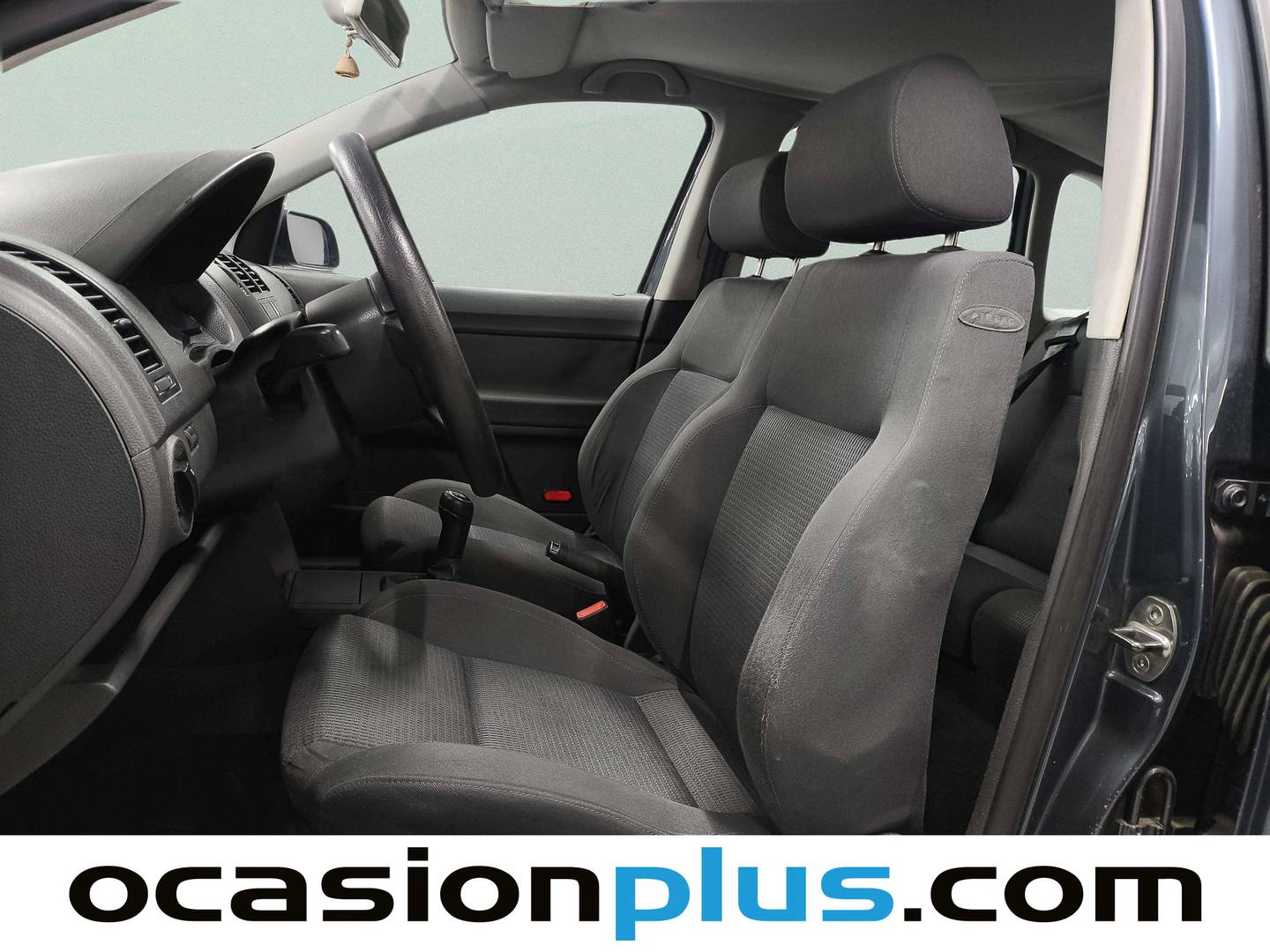 Foto asientos delanteros Volkswagen Polo Volkswagen Polo Trendline 1.9 TDI (100 CV)