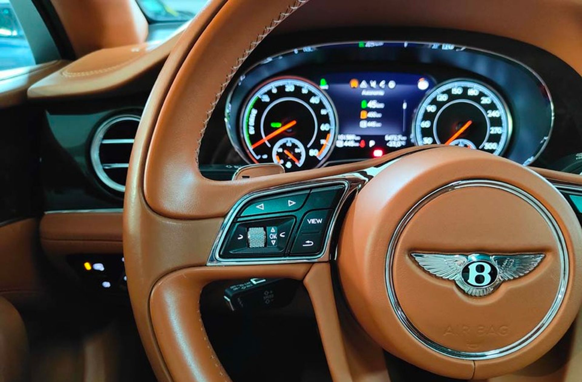 Bentley Bentayga 3.0 Hybrid 4WD - foto 49