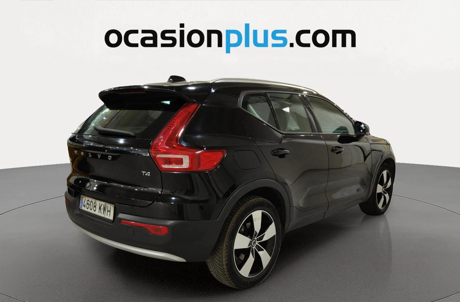 Volvo XC40 T4 Momentum - foto 3
