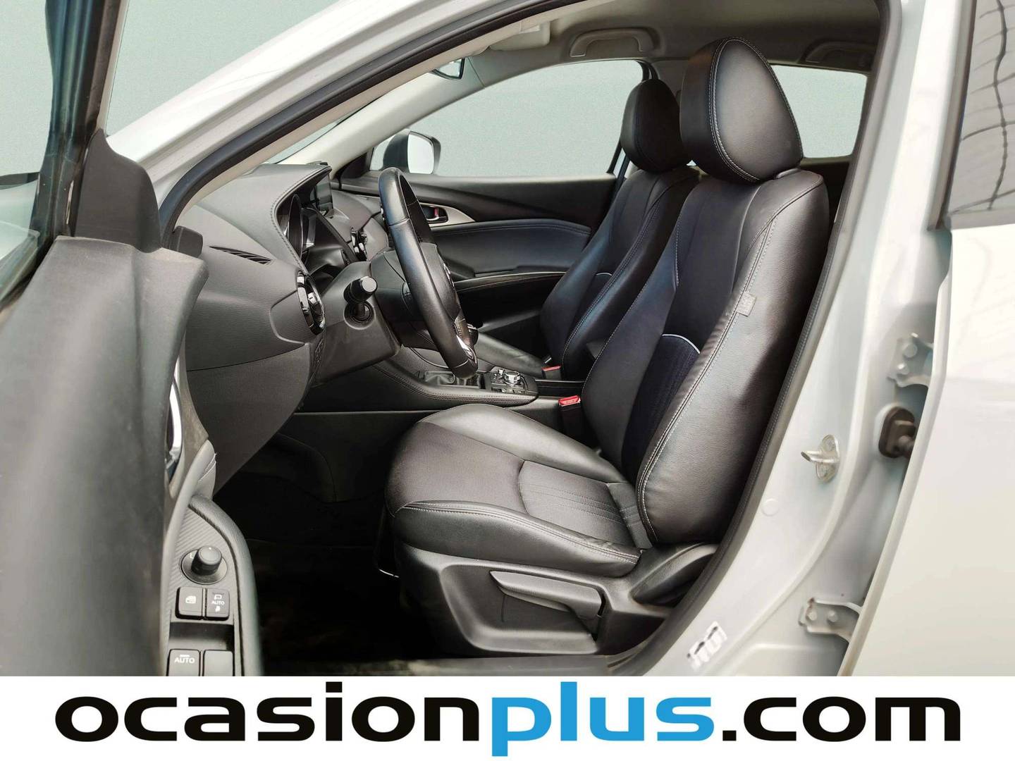 Foto asientos delanteros Mazda CX-3 Mazda CX-3 2.0 G Zenith 2WD (121 CV)