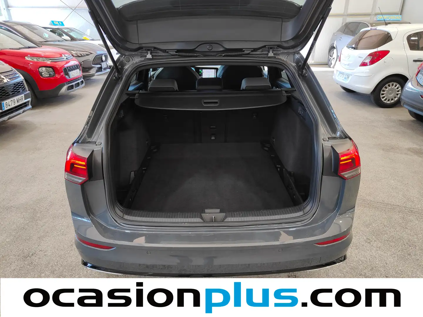 Foto Volkswagen Golf Volkswagen Golf Variant R-Line 2.0 TDI (150 CV) DSG