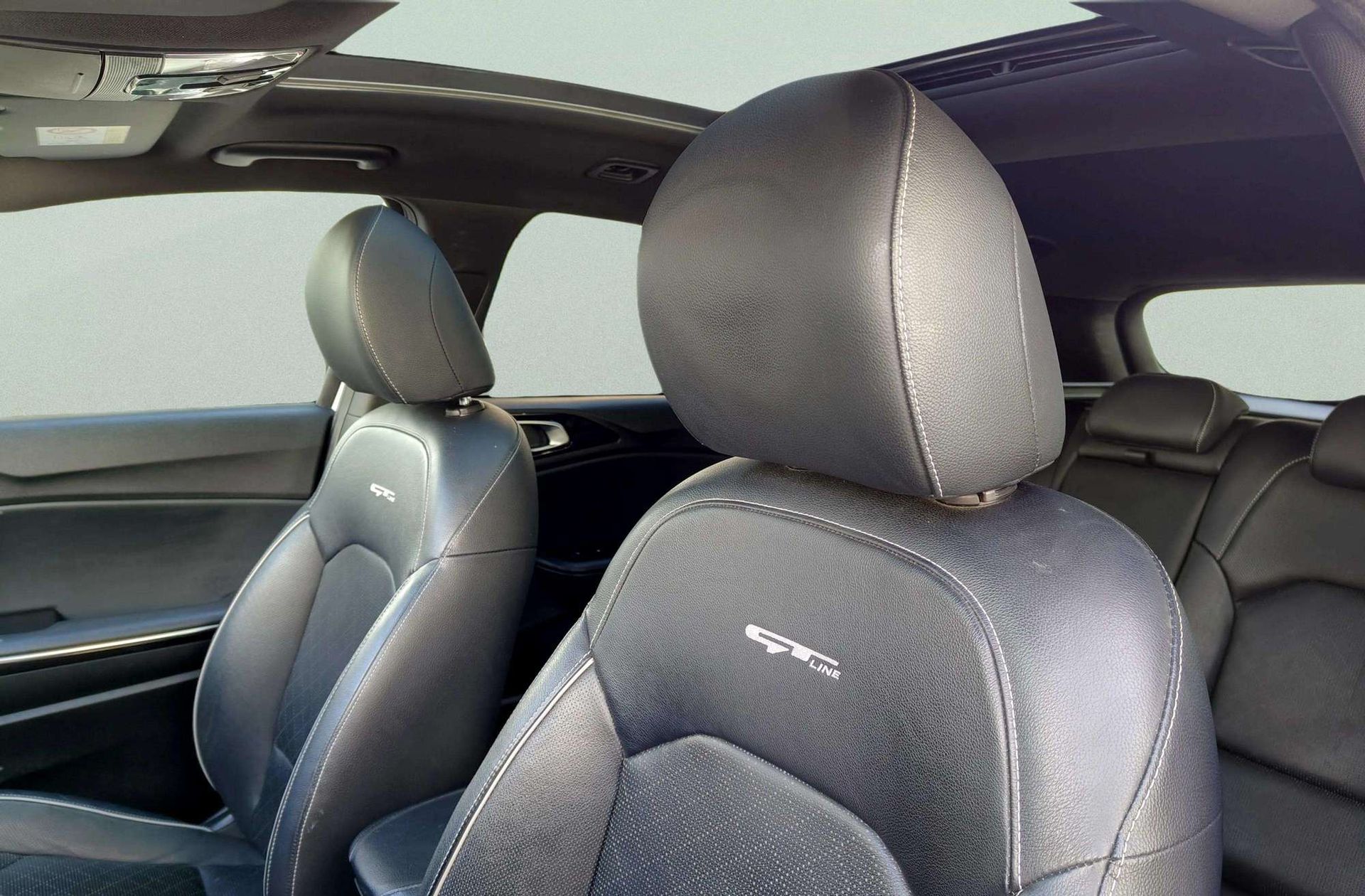 Kia Ceed 1.4 T-GDi Eco-Dynamics GT Line - foto 21
