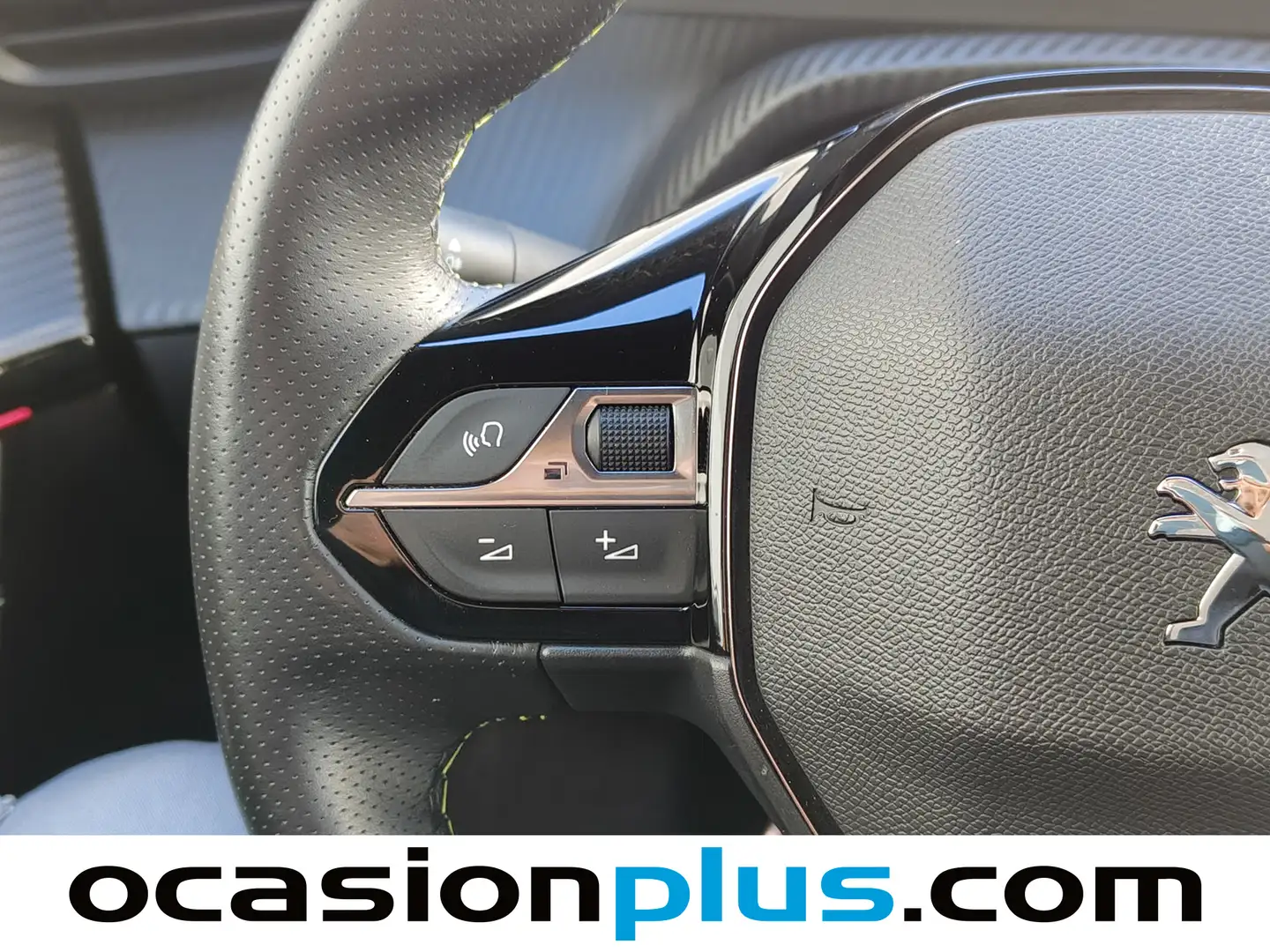 Foto Peugeot 208 Peugeot 208 BlueHDi 100 GT (100 CV)