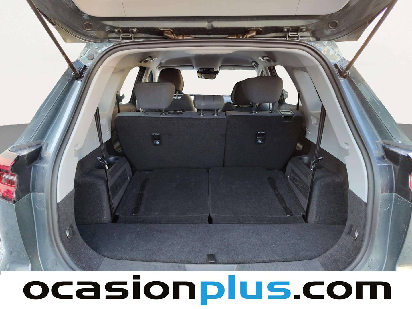 Fotos maletero EBRO S800 EBRO S800 1.6 TGDI Premium DCT (147 CV) 7 Plazas