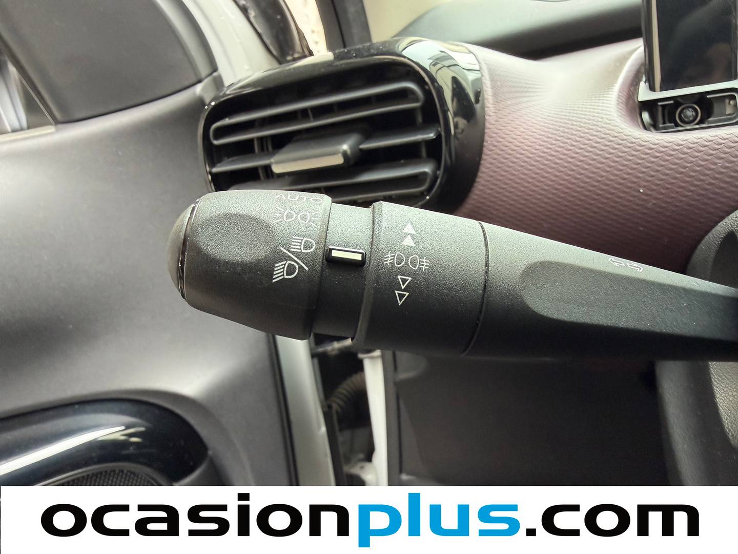 Foto Citroën C4 Cactus Citroen C4 Cactus BlueHDi 100 S&S Feel (99 CV)