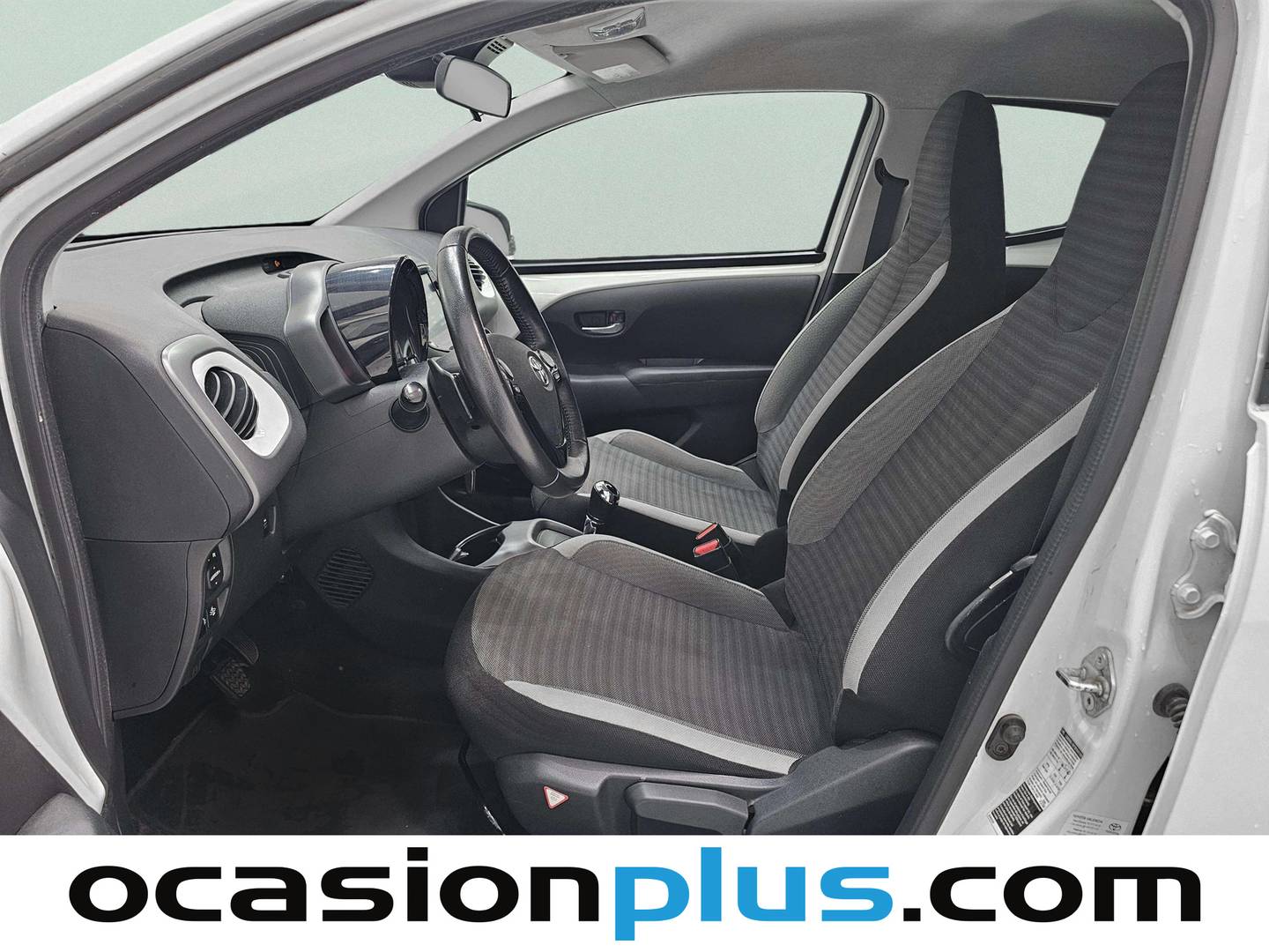 Foto asientos delanteros Toyota Aygo Toyota Aygo 1.0 70 x-play (72 CV)
