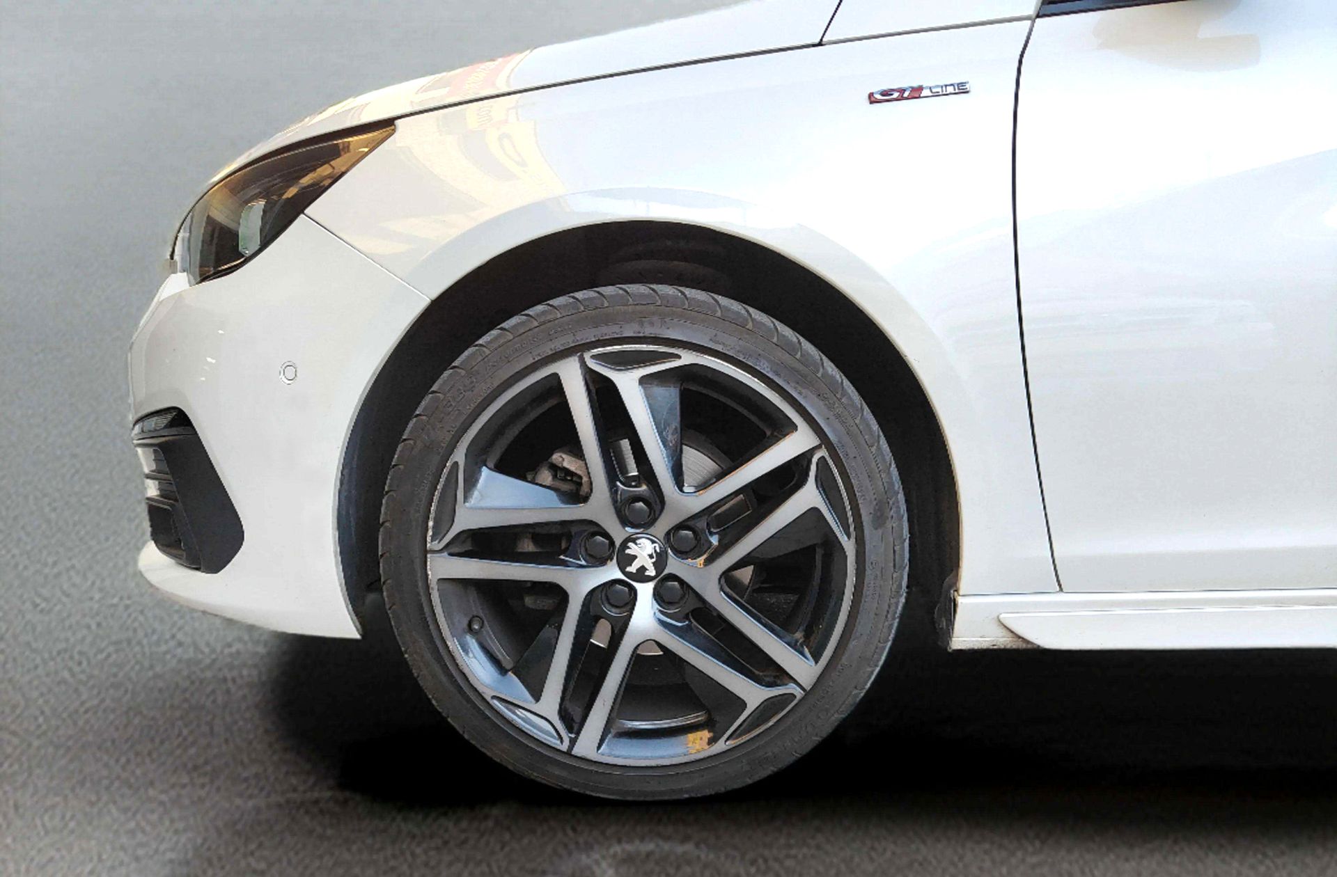 Peugeot 308 PureTech 130 GT Line - foto 38