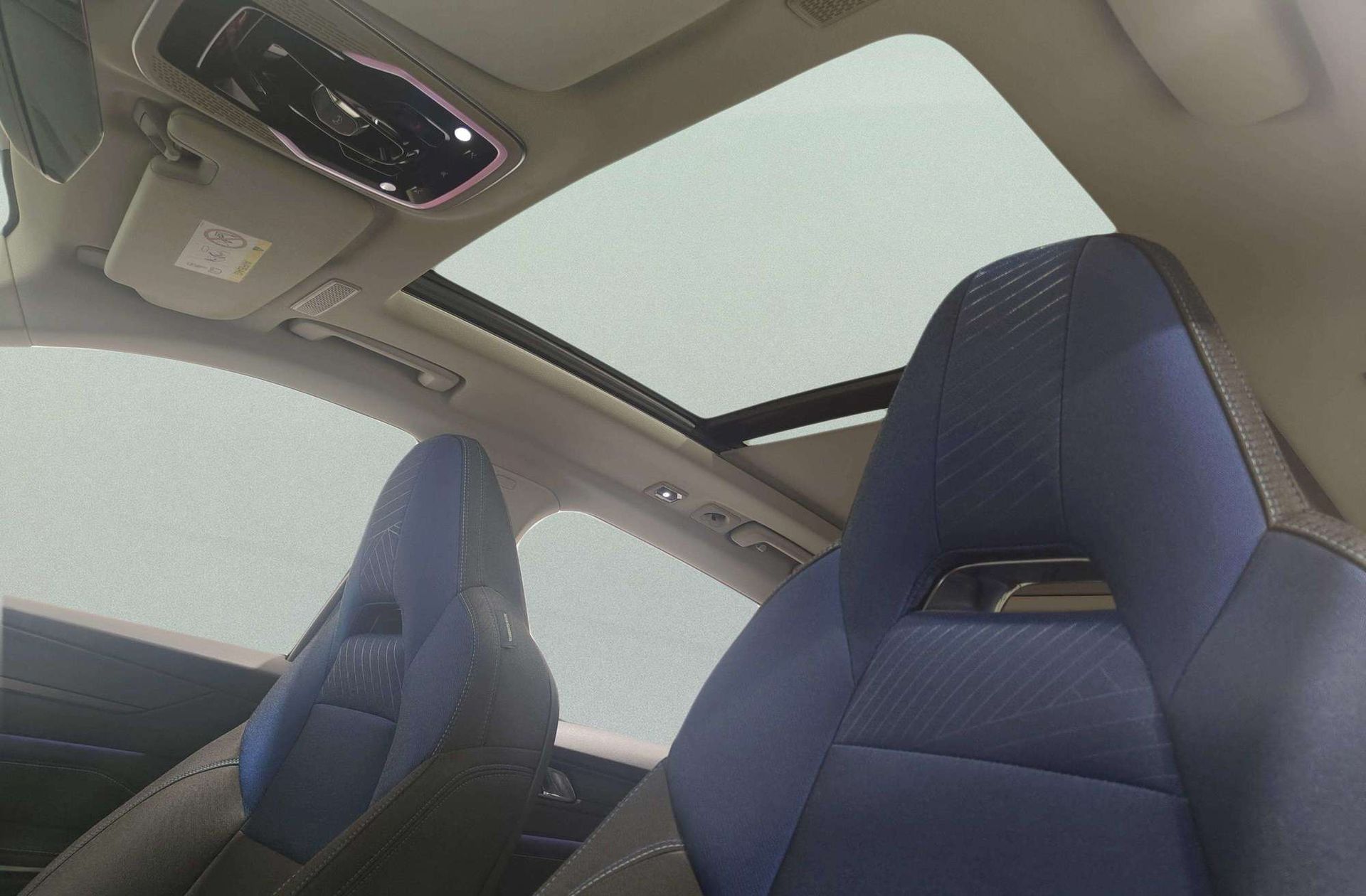 Lynk & Co 01 1.5 PHEV - foto 6
